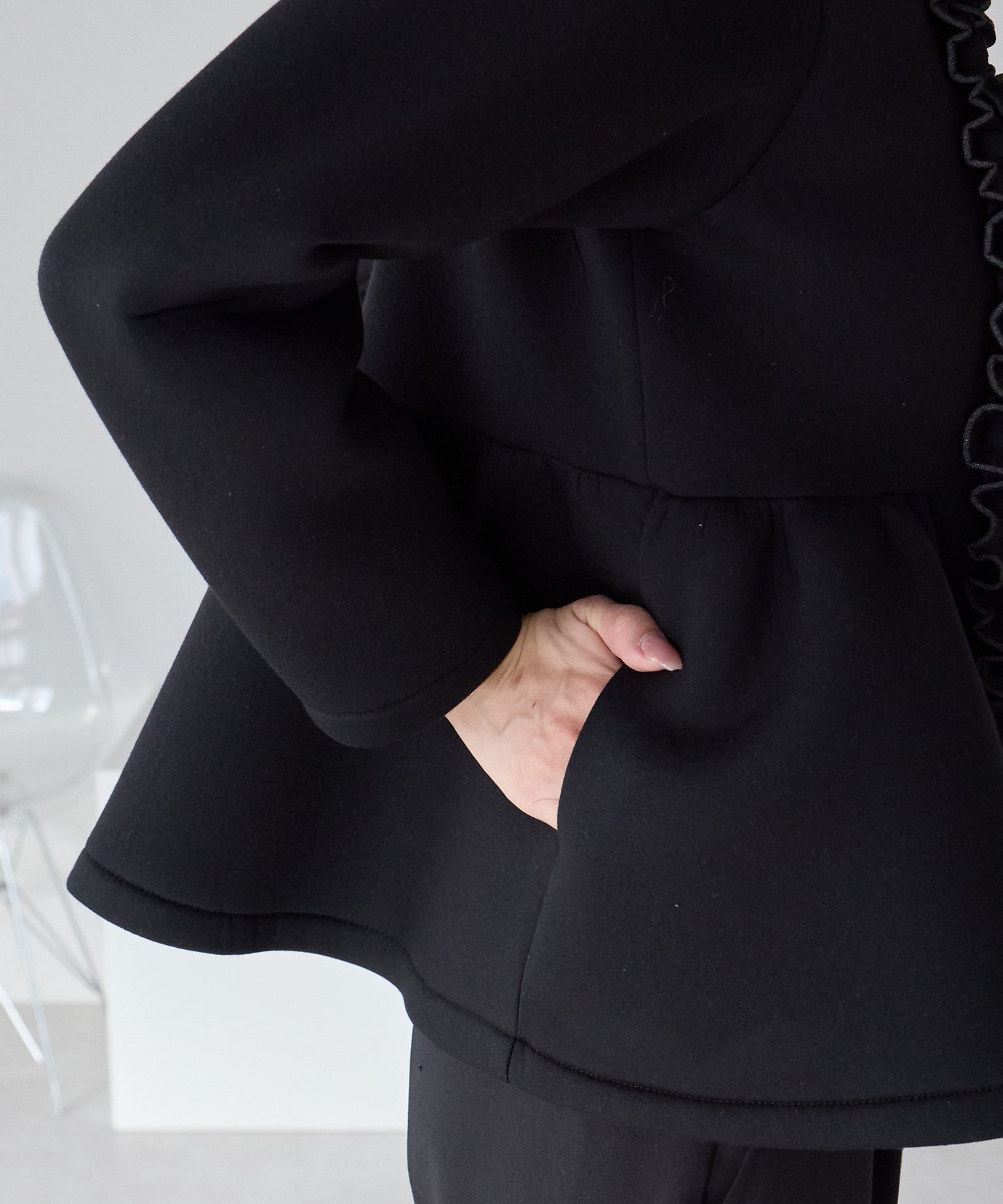 【1月25日(日)20時〜新発売】予約販売フロントフリルペプラムジャケット