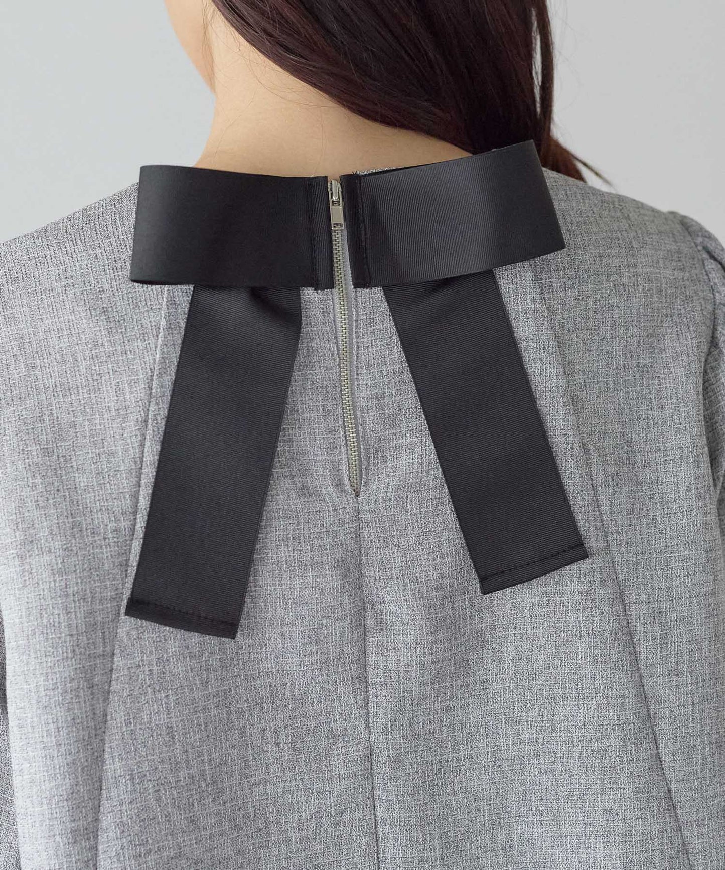 【11月28日(金)13時〜新発売】バックリボンツイードフリルトップス