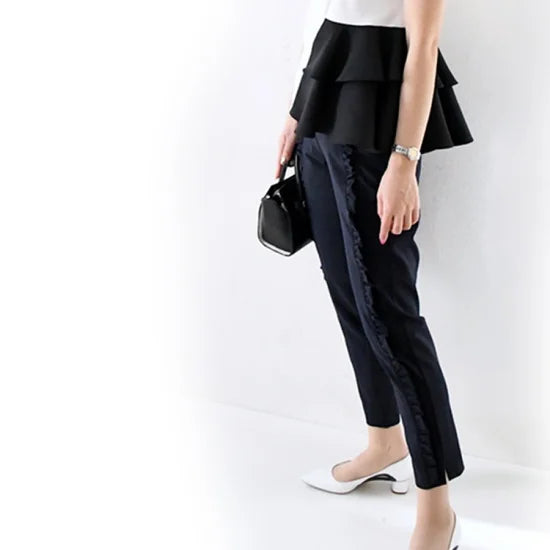 【3月30日(日)20時〜ネイビー再入荷】フリルアイラインパンツ
