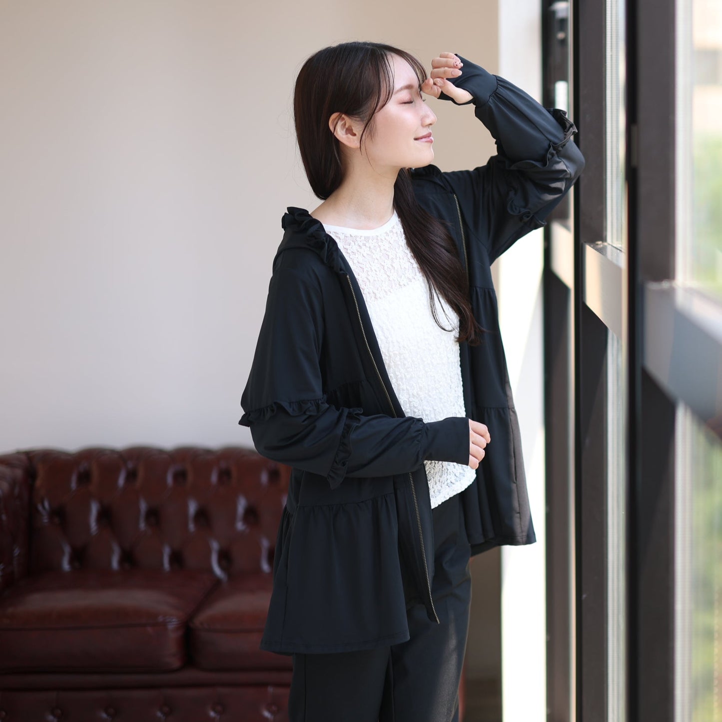 【8月3日(日)20時〜新発売】25AW UVカット99.9%フリルティアードパーカー