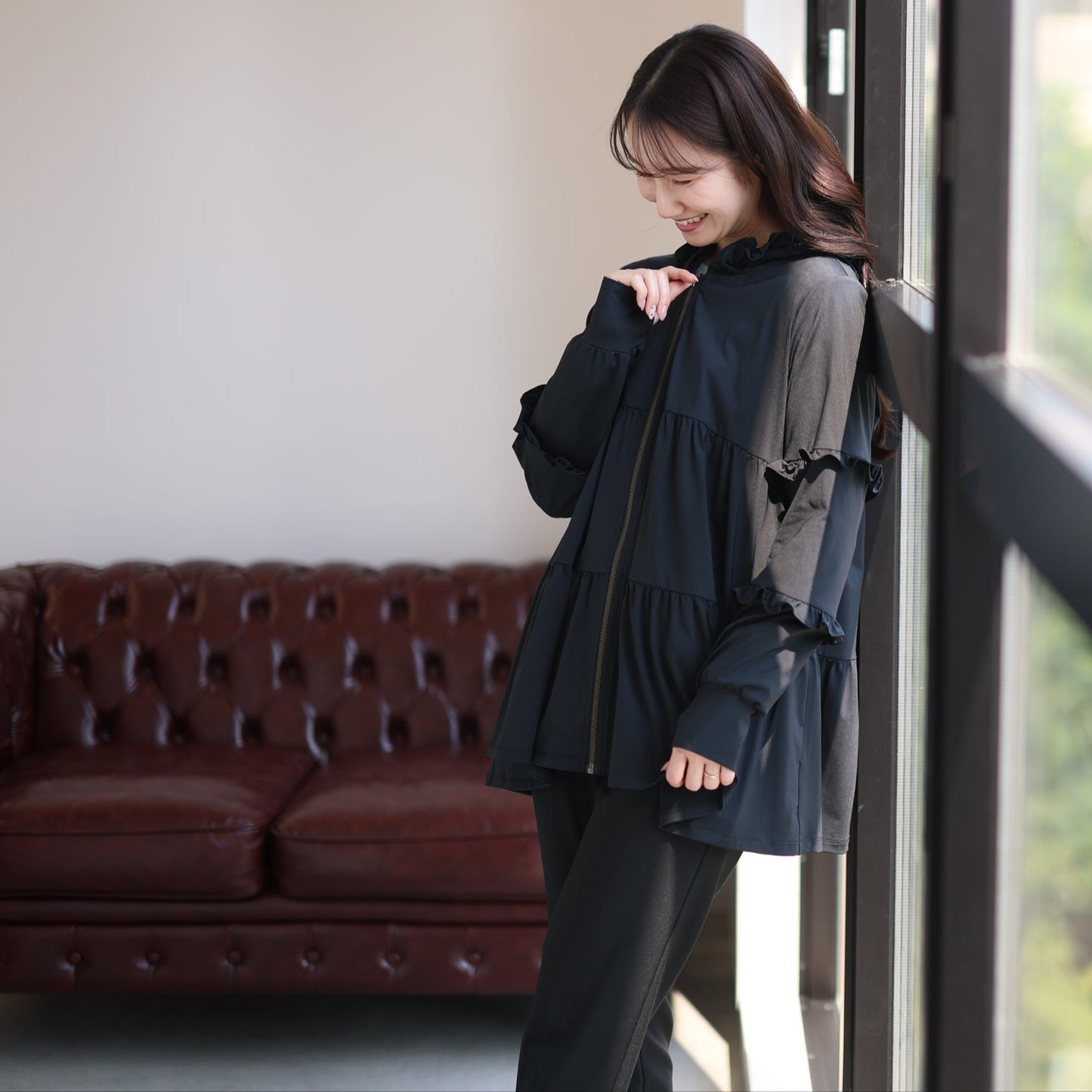 【8月3日(日)20時〜新発売】25AW UVカット99.9%フリルティアードパーカー