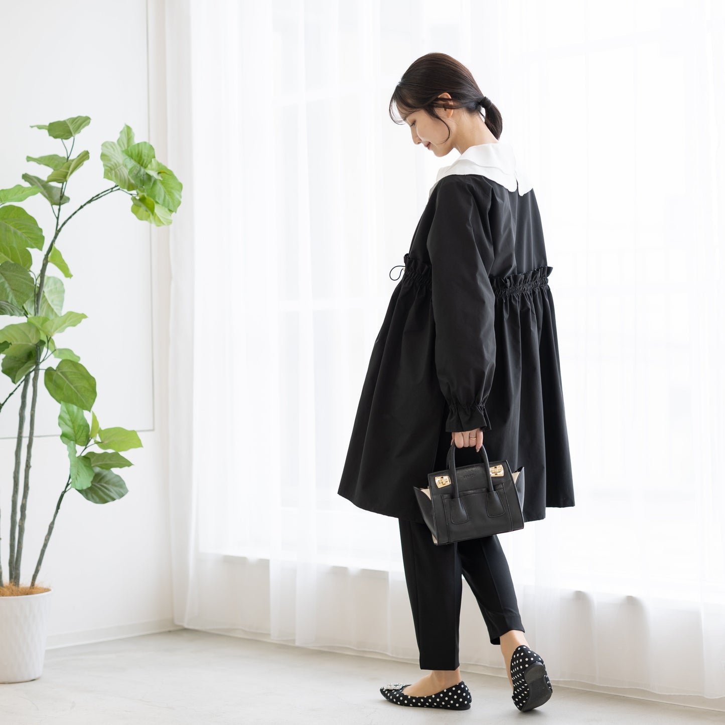 【9月26日(金)13時〜新発売】ギャザーフリルドローストコート