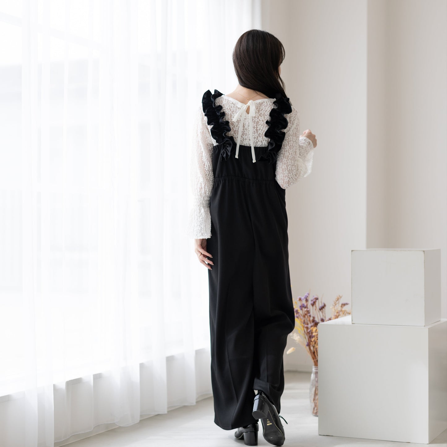 【10月3日(金)13時〜新発売】フリルベロアサロペット
