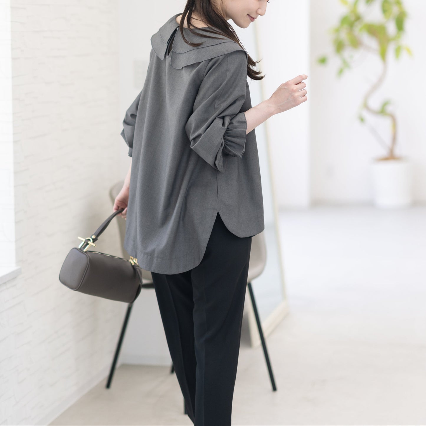 【8月22日(金)13時〜新発売】ツインフローラルカラーブラウス