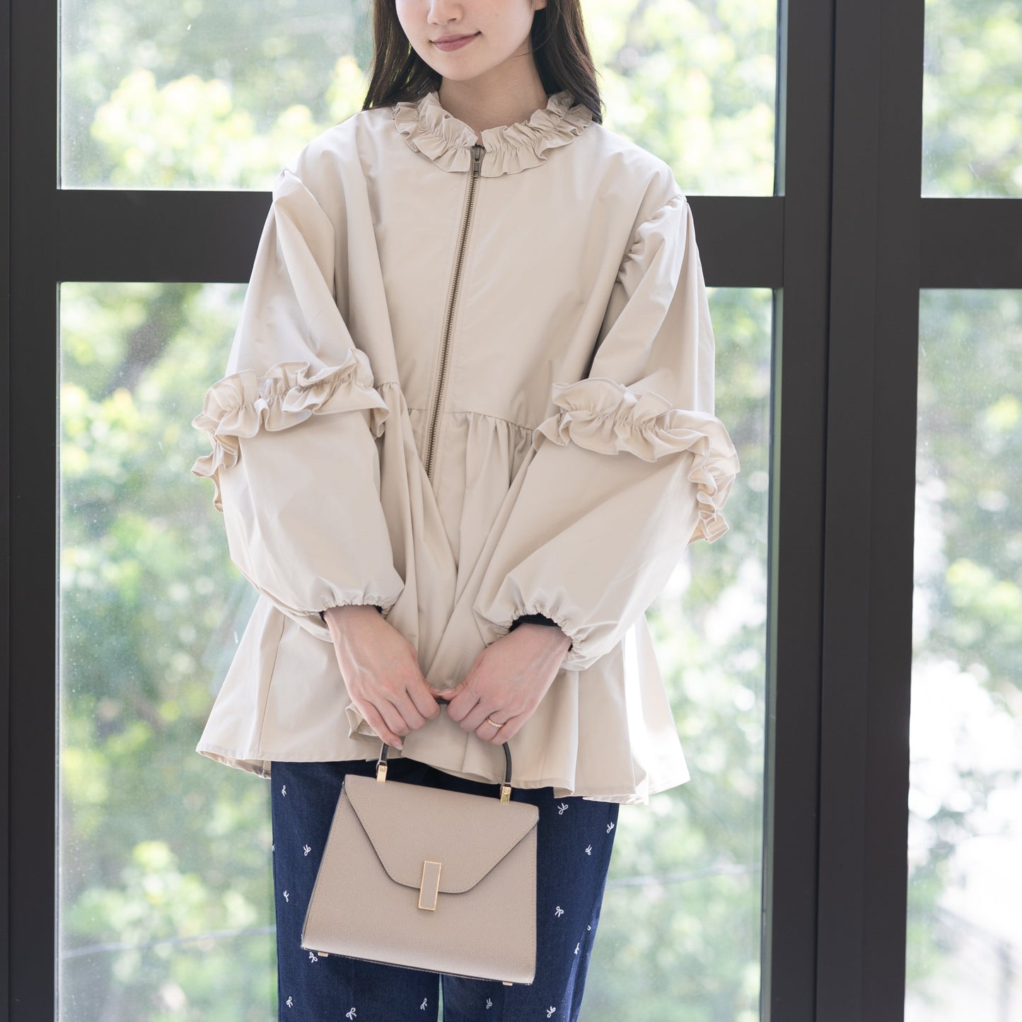 【8月22日(金)13時〜新発売】シャカシャカフリルブルゾン