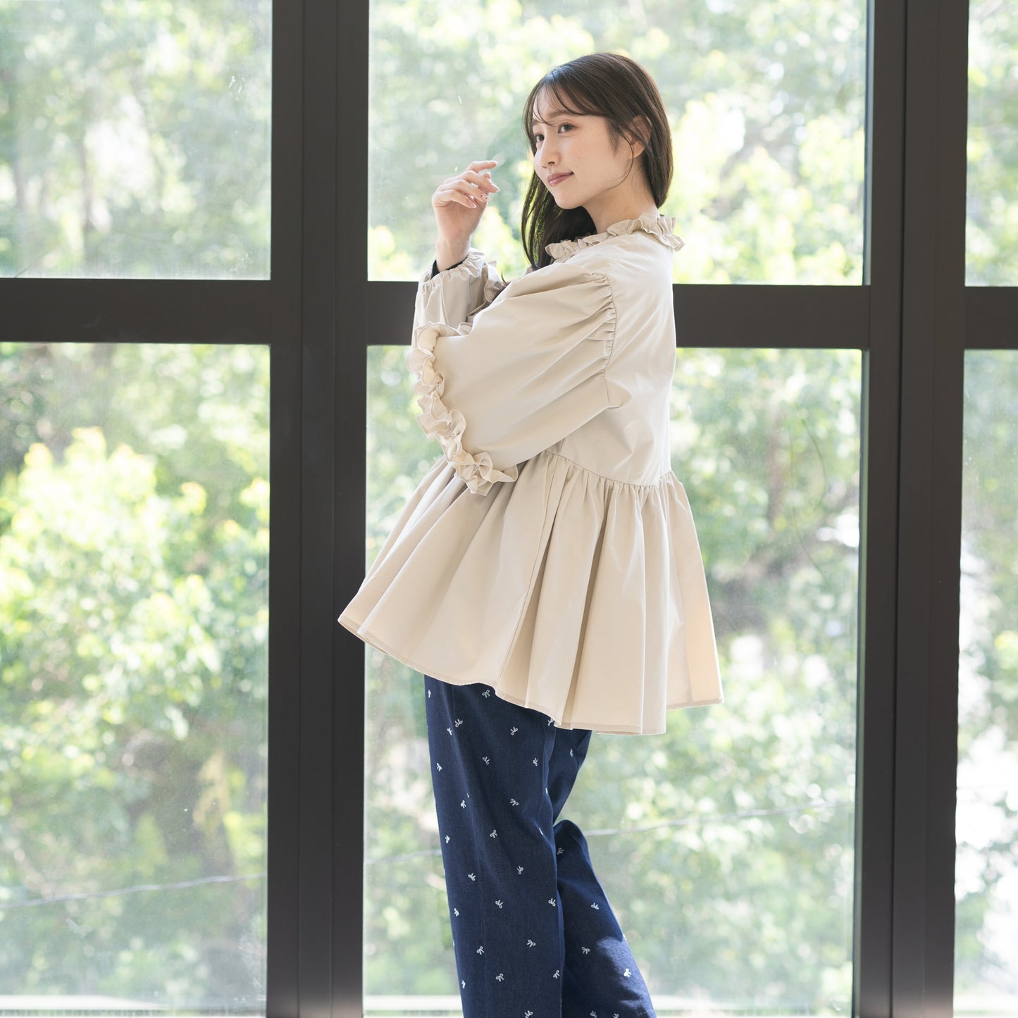 【8月22日(金)13時〜新発売】シャカシャカフリルブルゾン