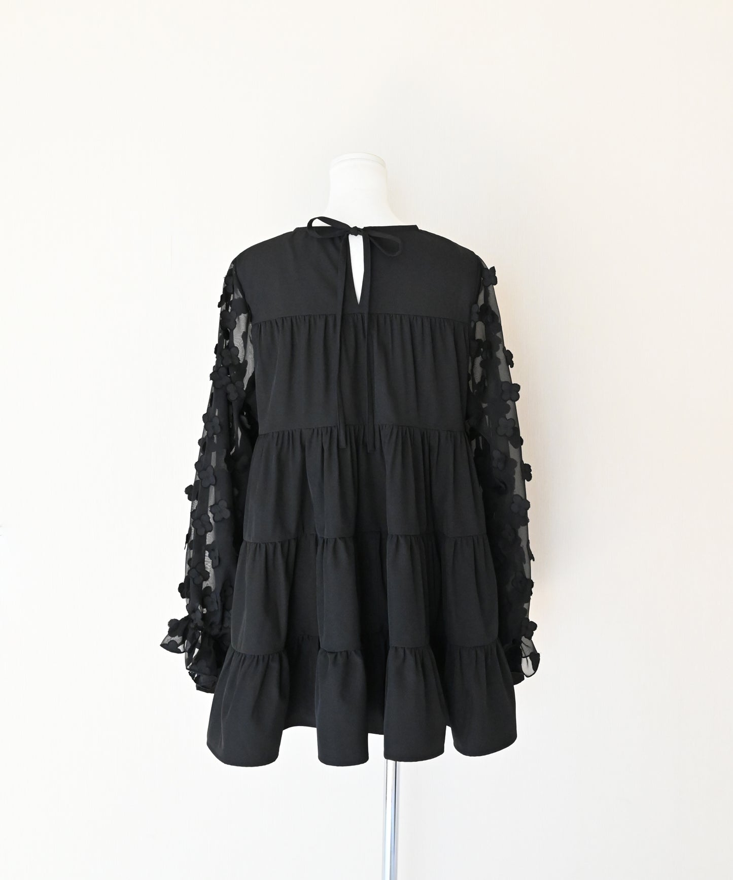 【3月15日(日)20時〜新発売】初回割フラワーシアースリーブティアードチュニック