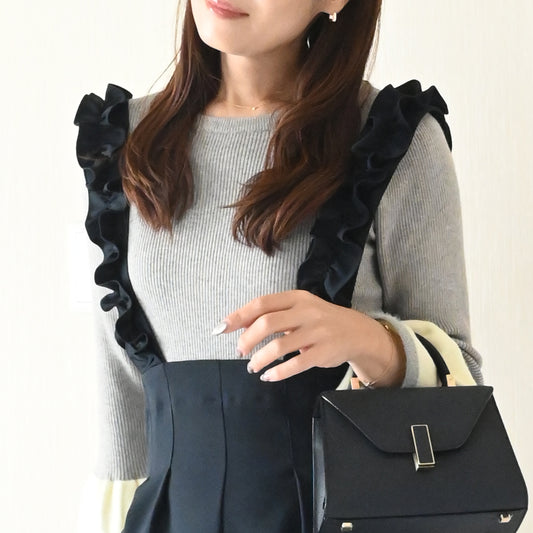 フリルストラップサロペットパンツ