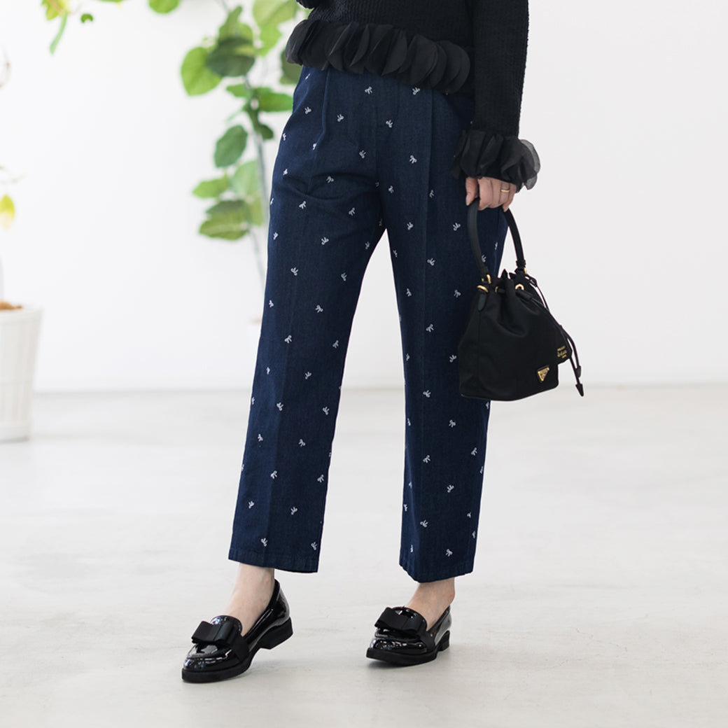 【8月17日(日)20時〜新発売】25AW リボン刺繍センタープレスデニム