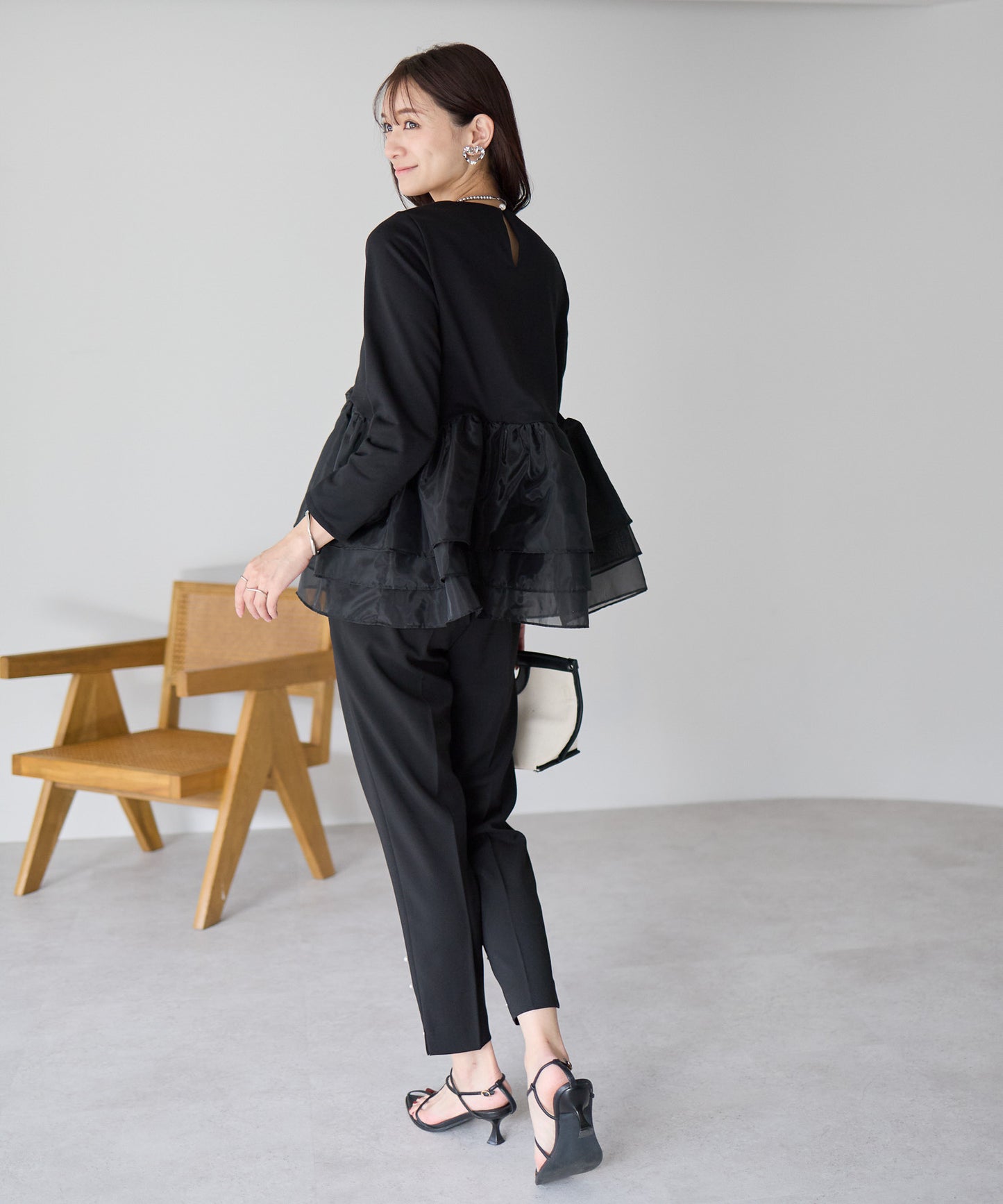 【1月25日(日)20時〜新発売】エアリーチュールペプラムトップス