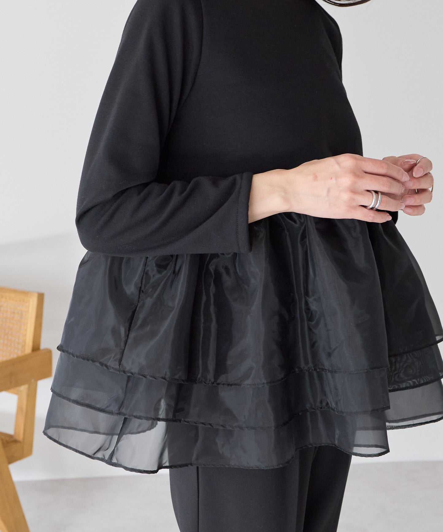 【1月25日(日)20時〜新発売】エアリーチュールペプラムトップス