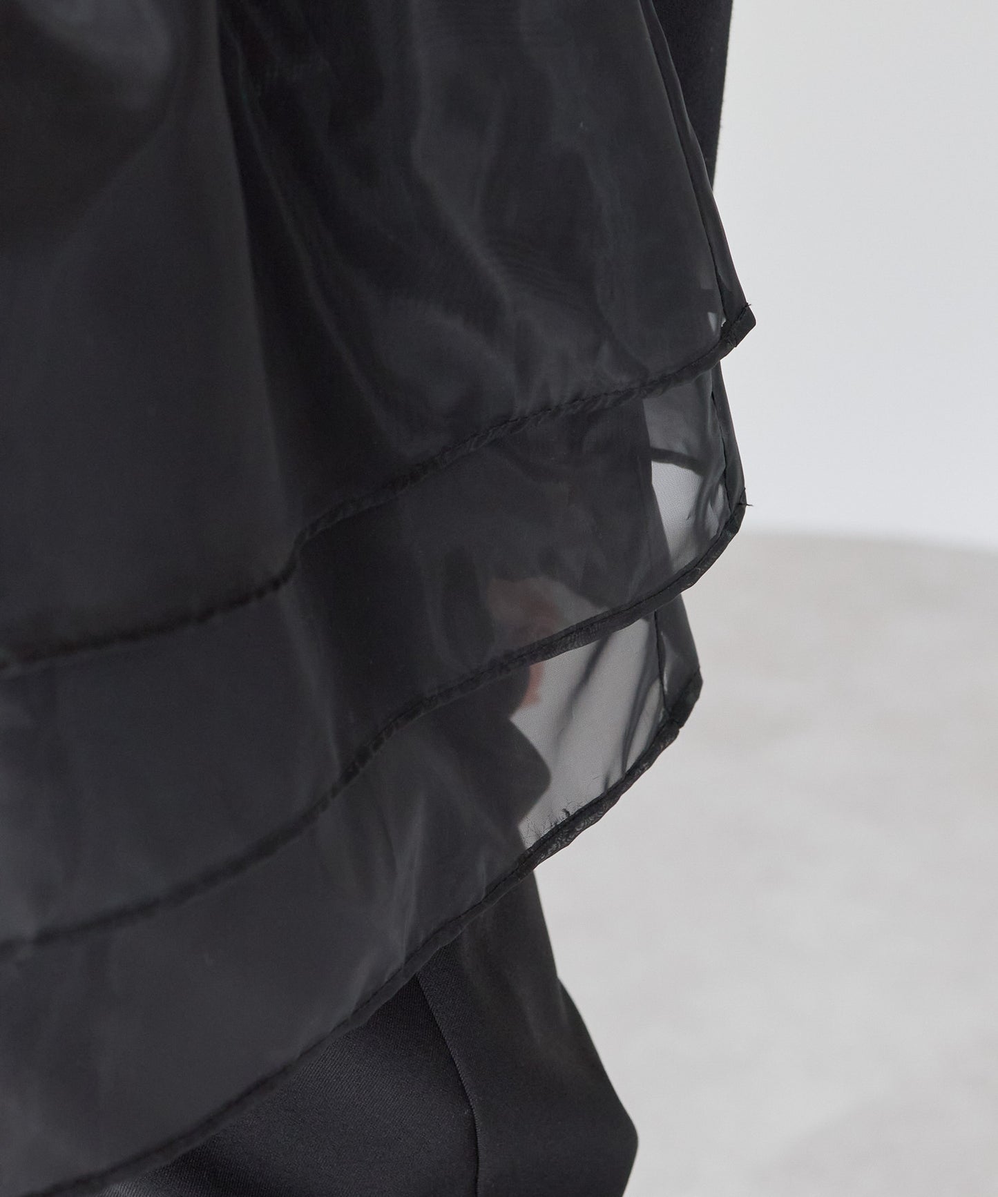 【1月25日(日)20時〜新発売】エアリーチュールペプラムトップス