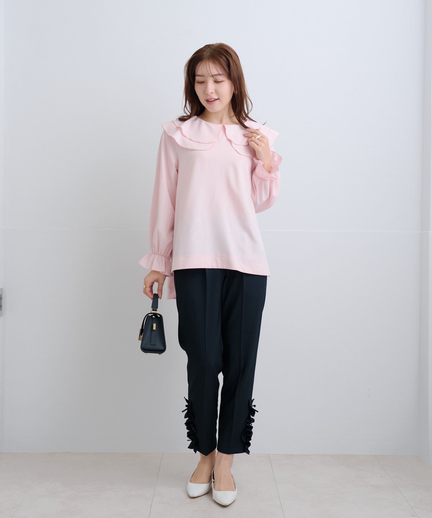 【2月15日(日)20時〜新発売】ツインフローラルカラーブラウス-Soft Touch-