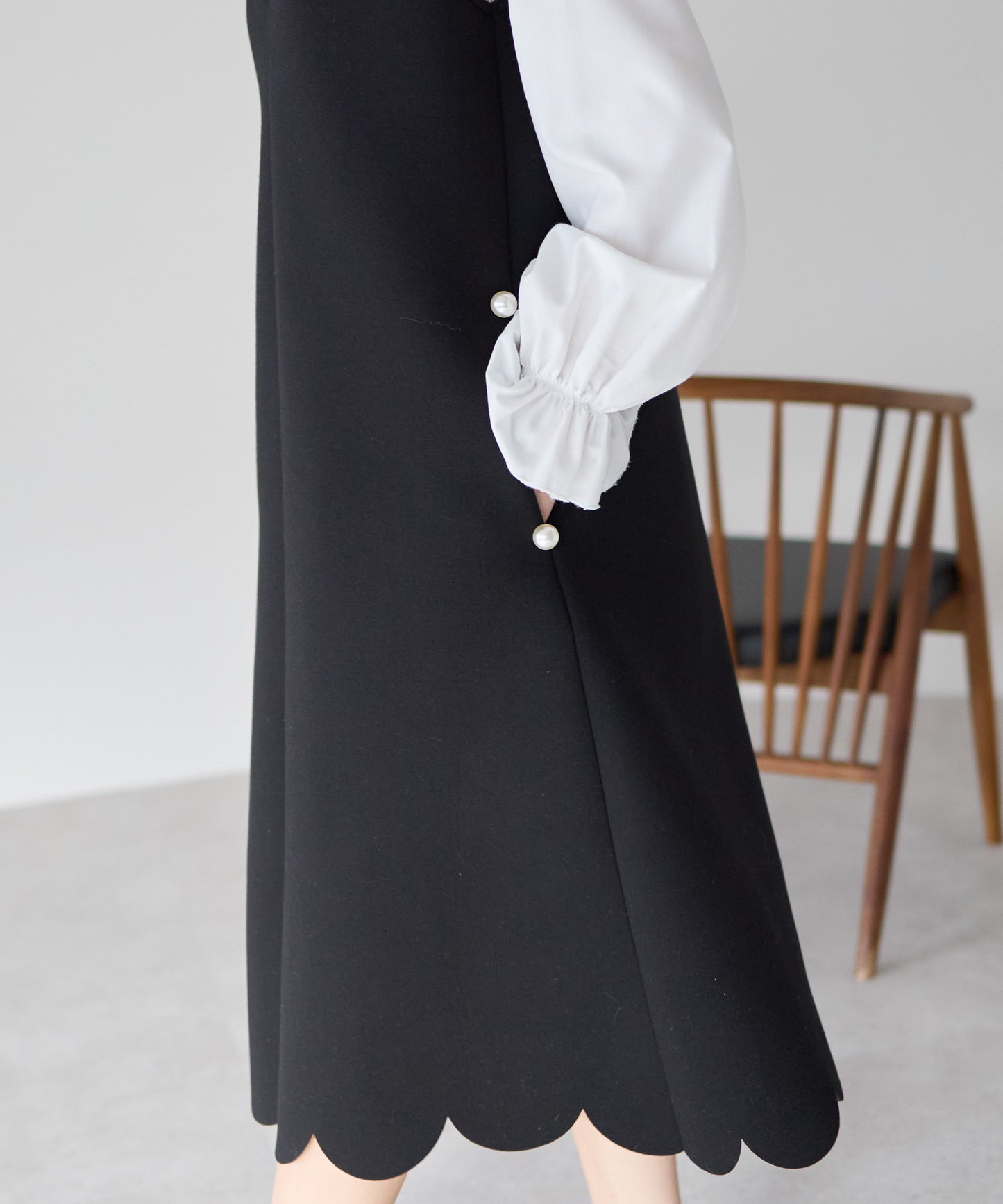 【2月15日(日)20時〜新発売】スカラップヘムラインワンピース