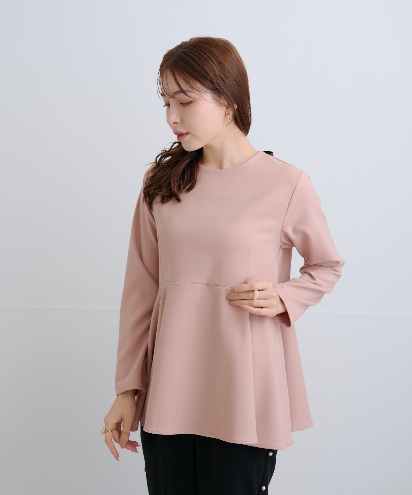 【2月15日(日)20時〜新発売】バックリボンペプラムトップス