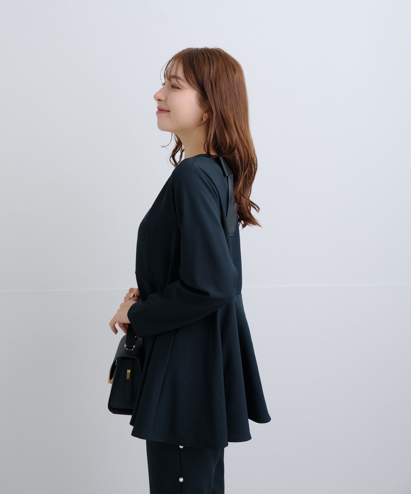 【2月15日(日)20時〜新発売】バックリボンペプラムトップス