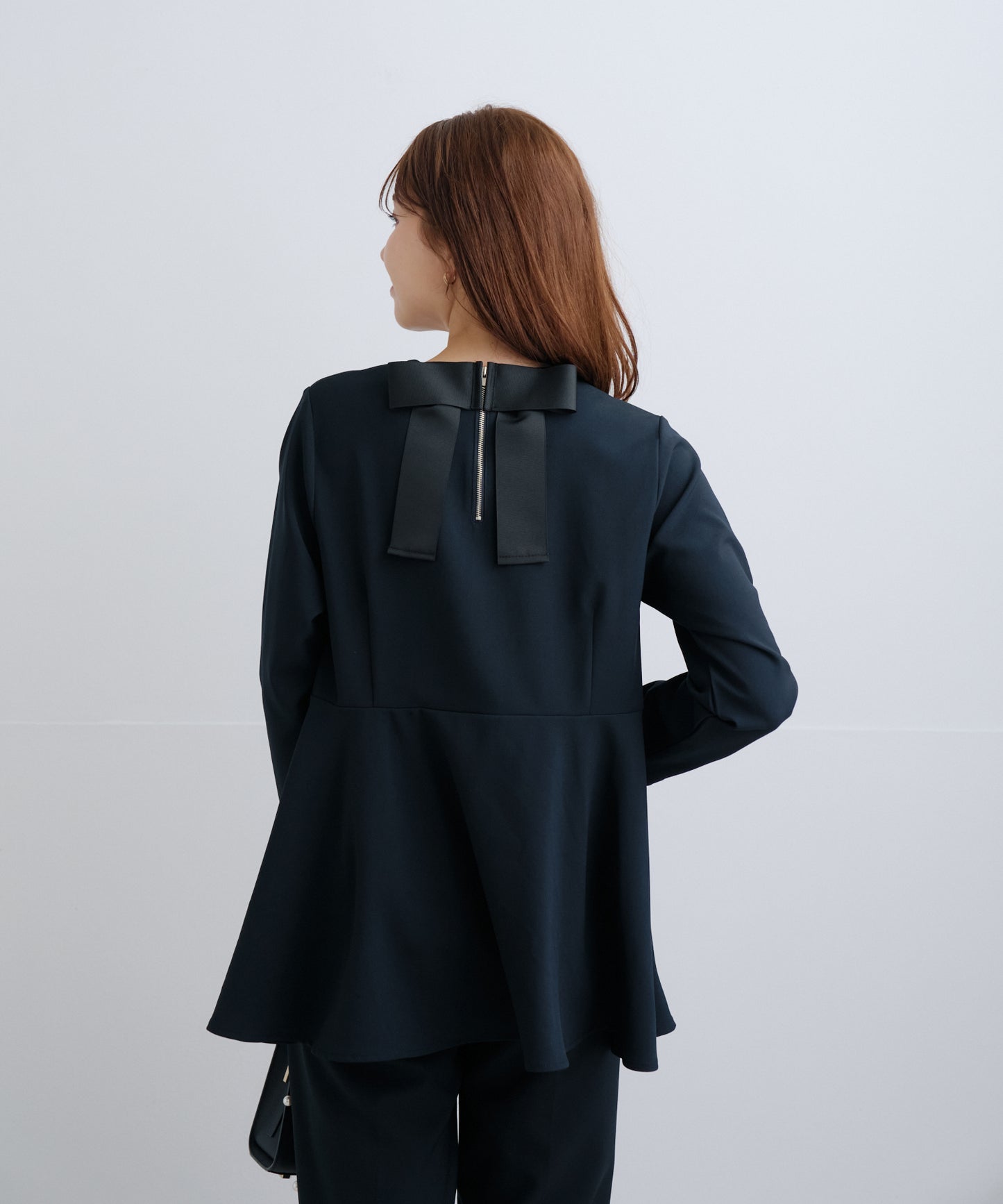 【2月15日(日)20時〜新発売】バックリボンペプラムトップス