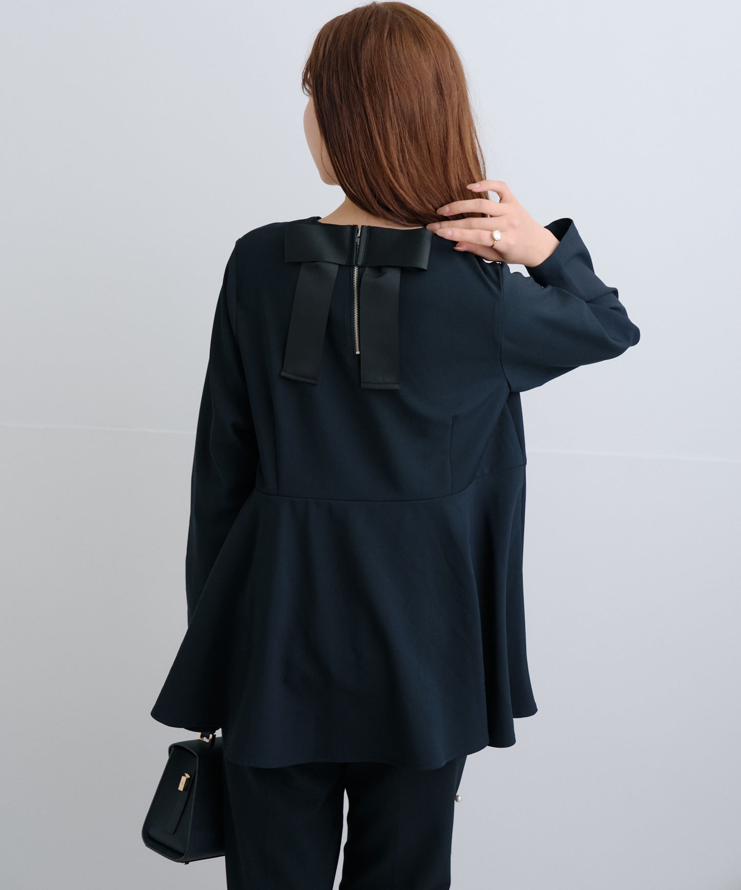 【2月15日(日)20時〜新発売】バックリボンペプラムトップス