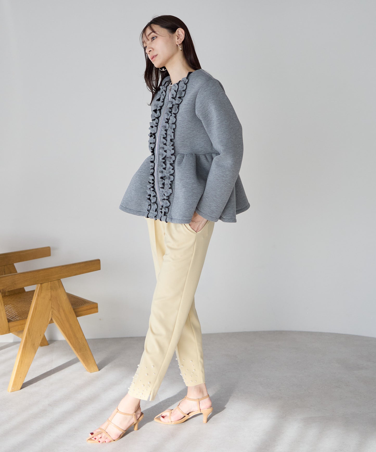 【1月25日(日)20時〜新発売】予約販売フロントフリルペプラムジャケット