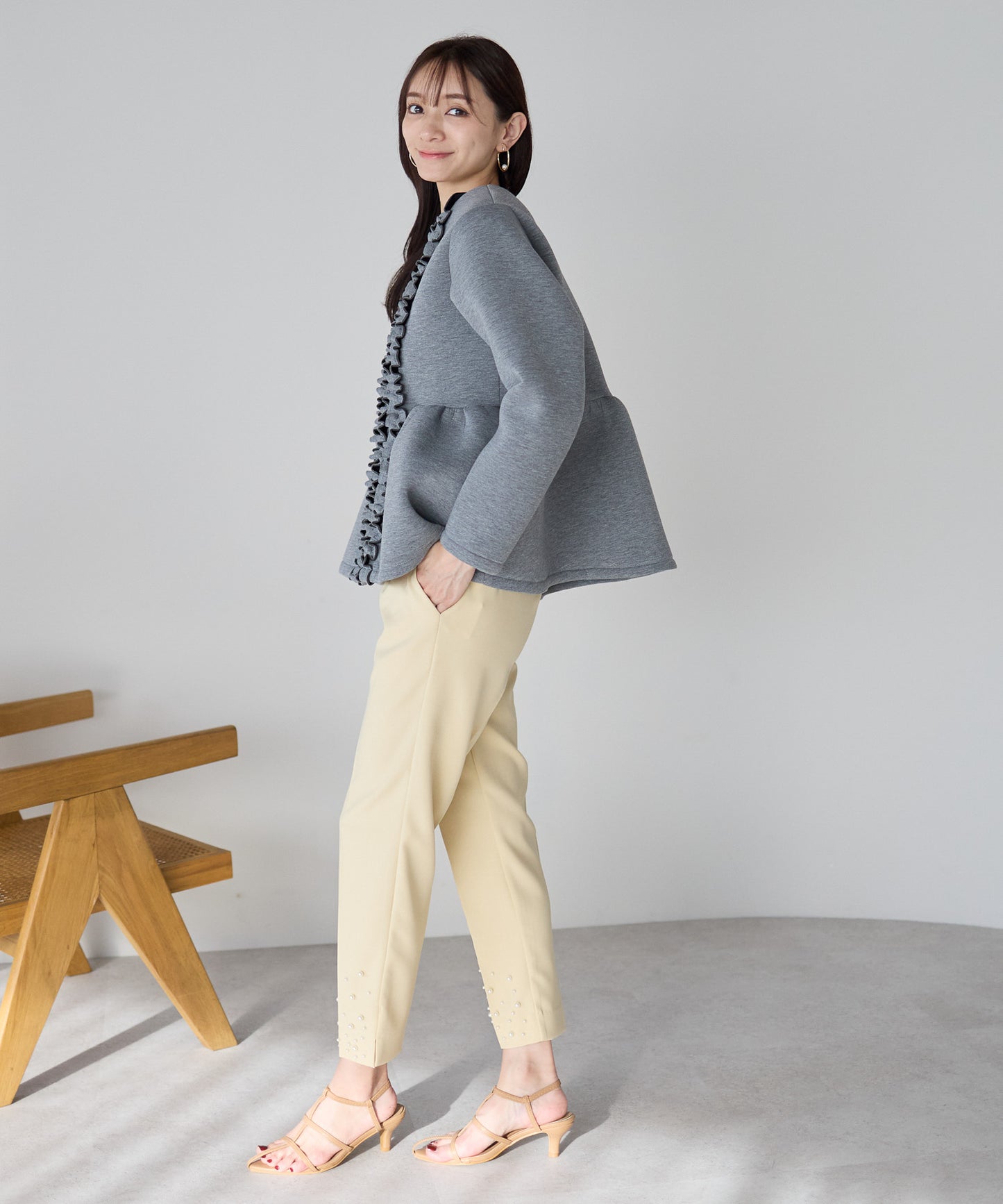 ランダム裾パールパンツ