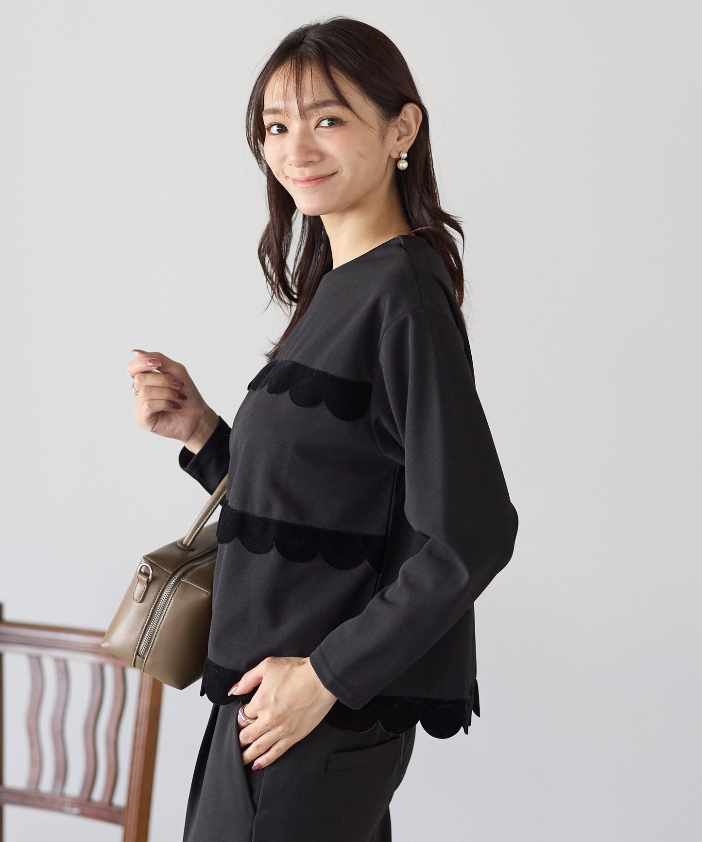 【11月28日(金)13時〜新発売】クラシカルスカラップトップス