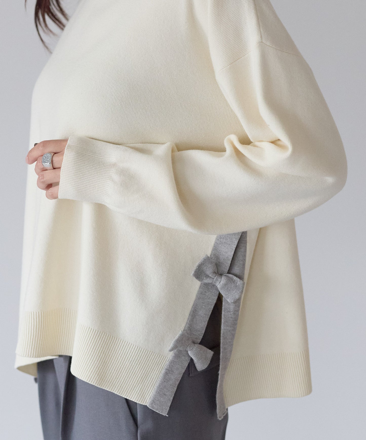 【11月28日(金)13時〜新発売】サイドリボンニット