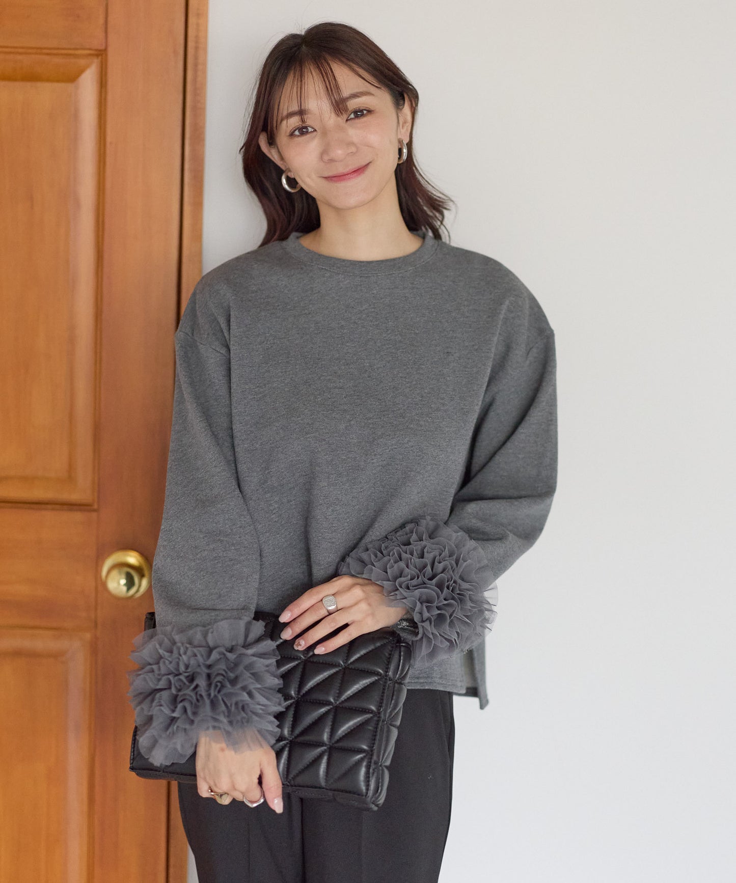 【11月28日(金)13時〜新発売】袖チュールフリルスウェットトップス