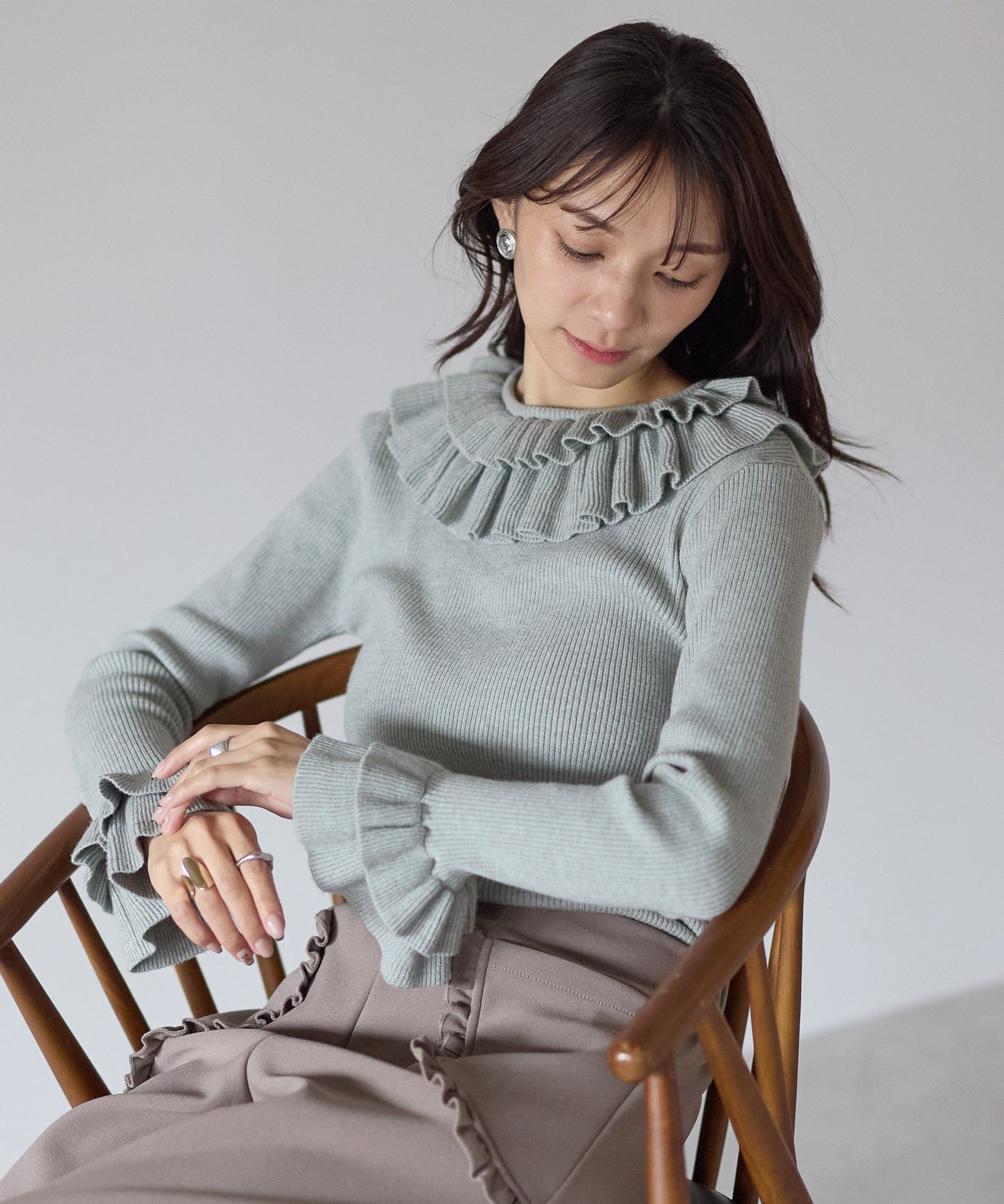 【11月28日(金)13時〜新発売】ダブルフリルリブニット