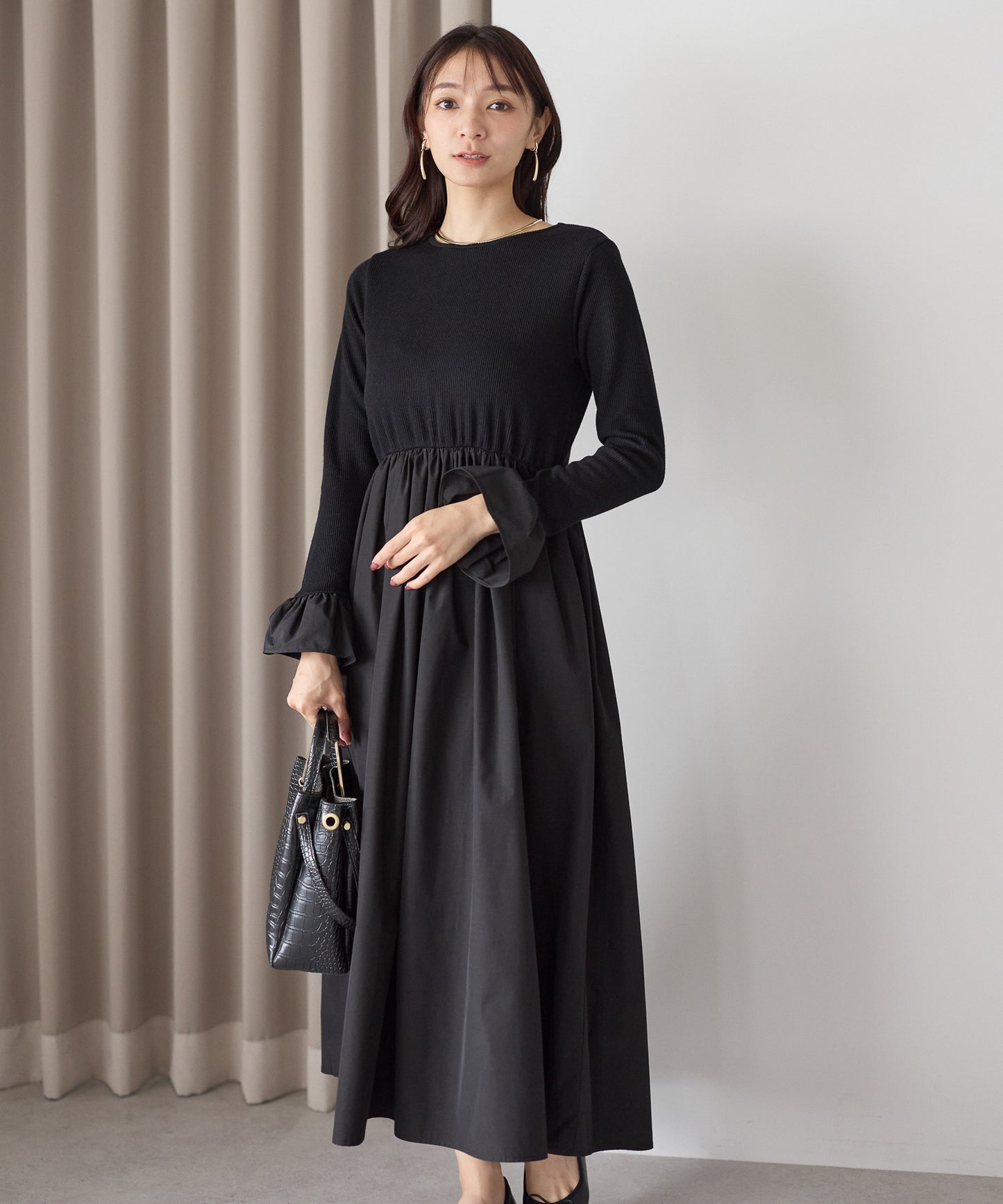 【11月9日(日)20時〜新発売】タフタフレアスリーブワンピース