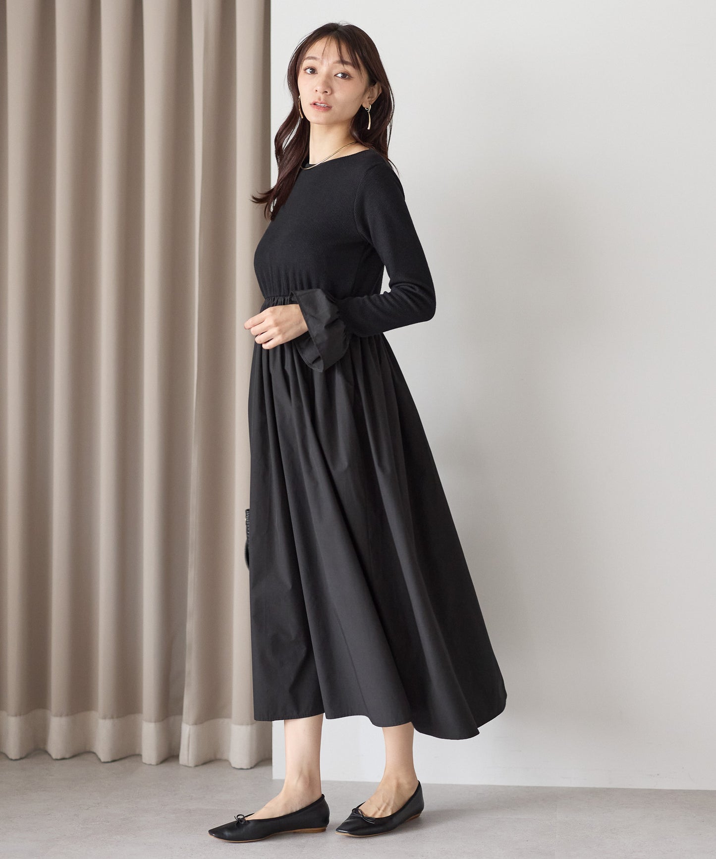 【11月9日(日)20時〜新発売】タフタフレアスリーブワンピース