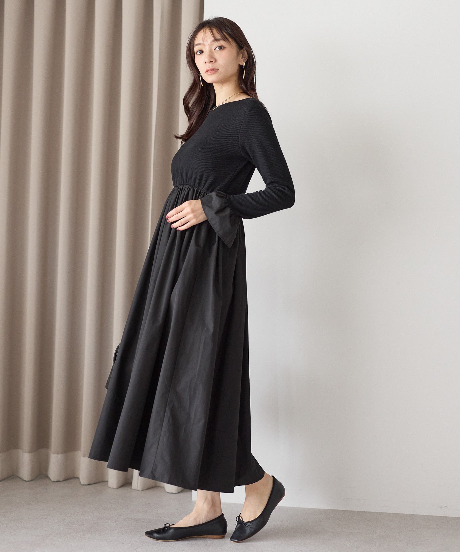 11月9日(日)20時〜新発売】タフタフレアスリーブワンピース – Neige