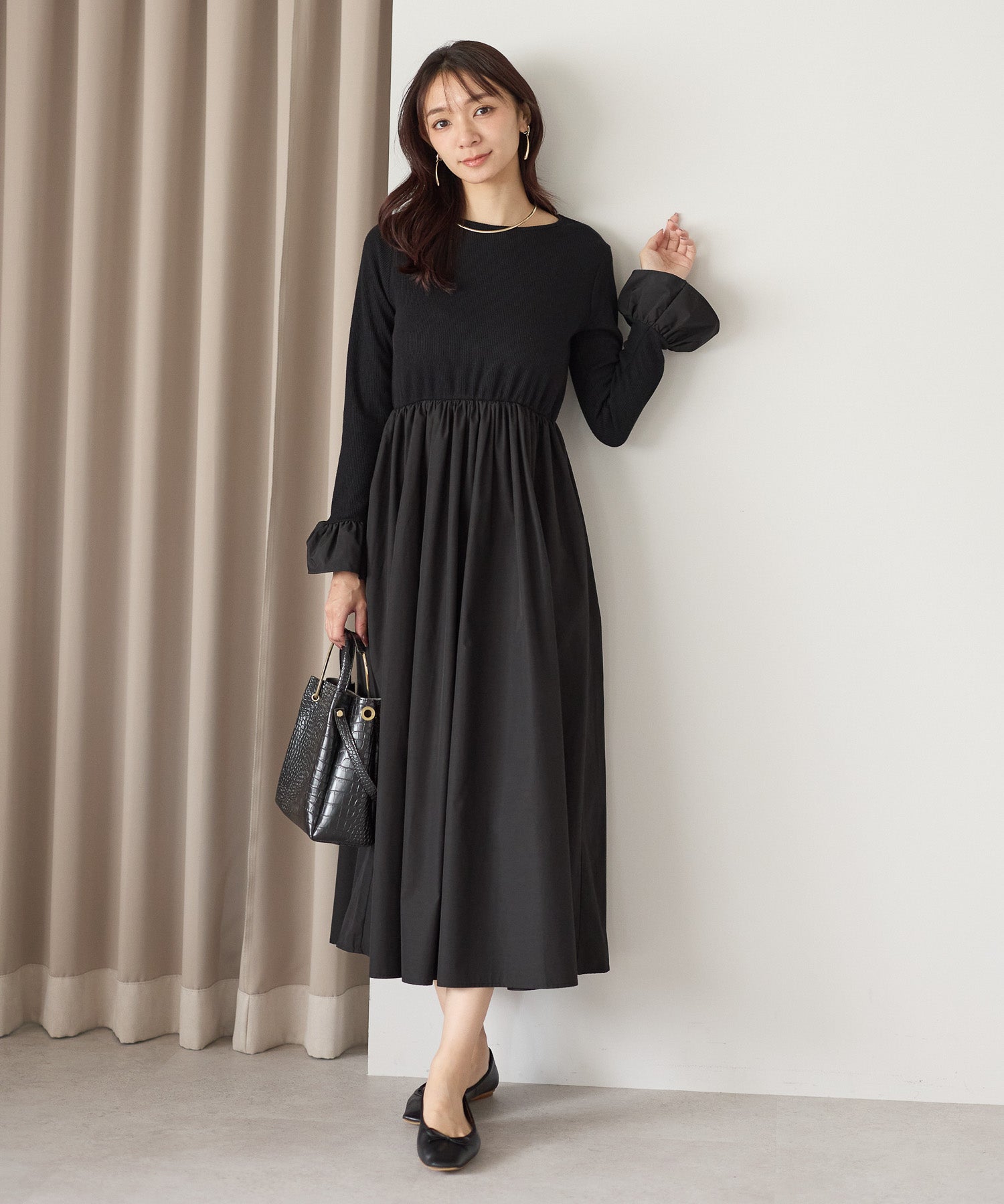 11月9日(日)20時〜新発売】タフタフレアスリーブワンピース – Neige