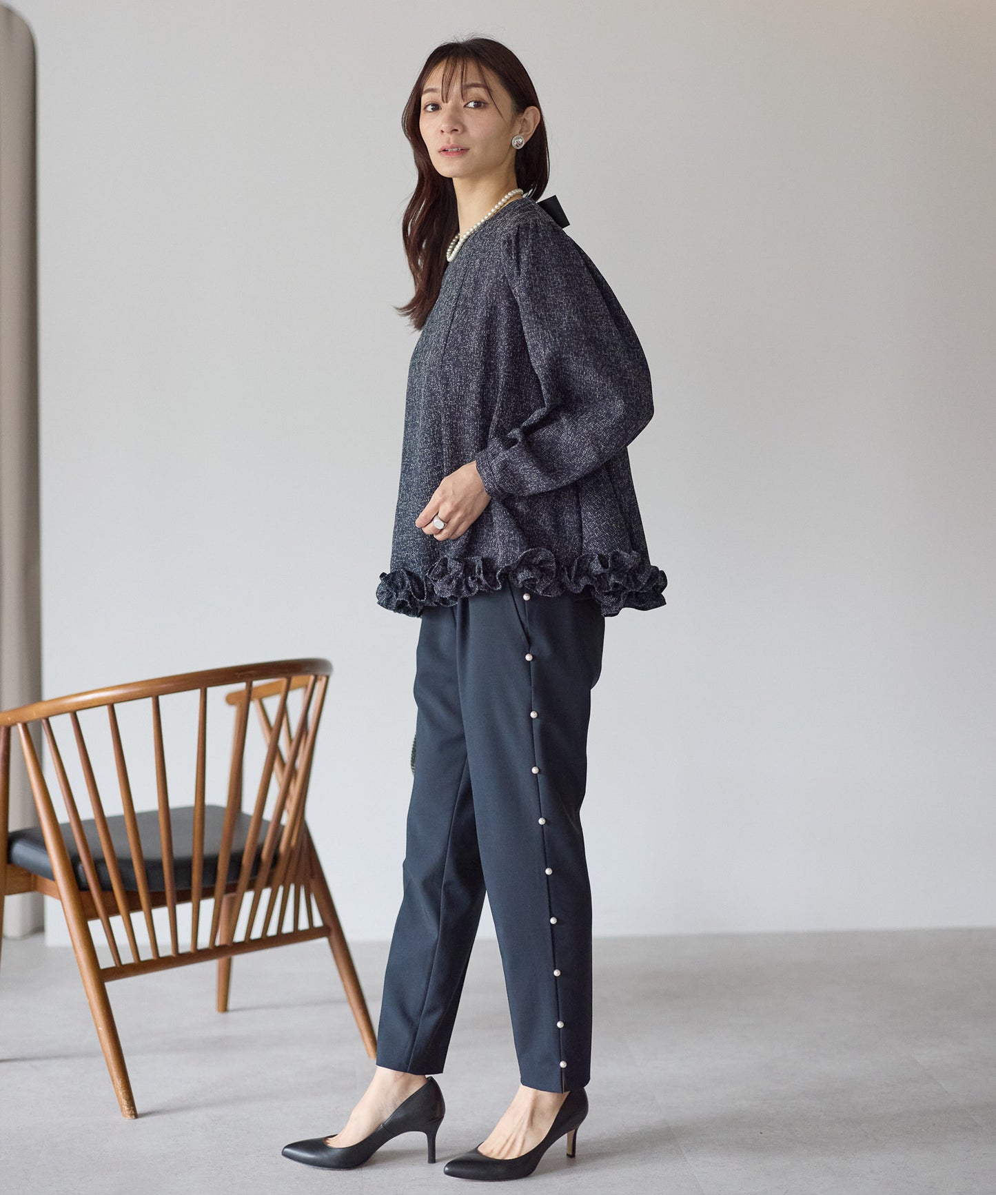 【11月28日(金)13時〜新発売】バックリボンツイードフリルトップス