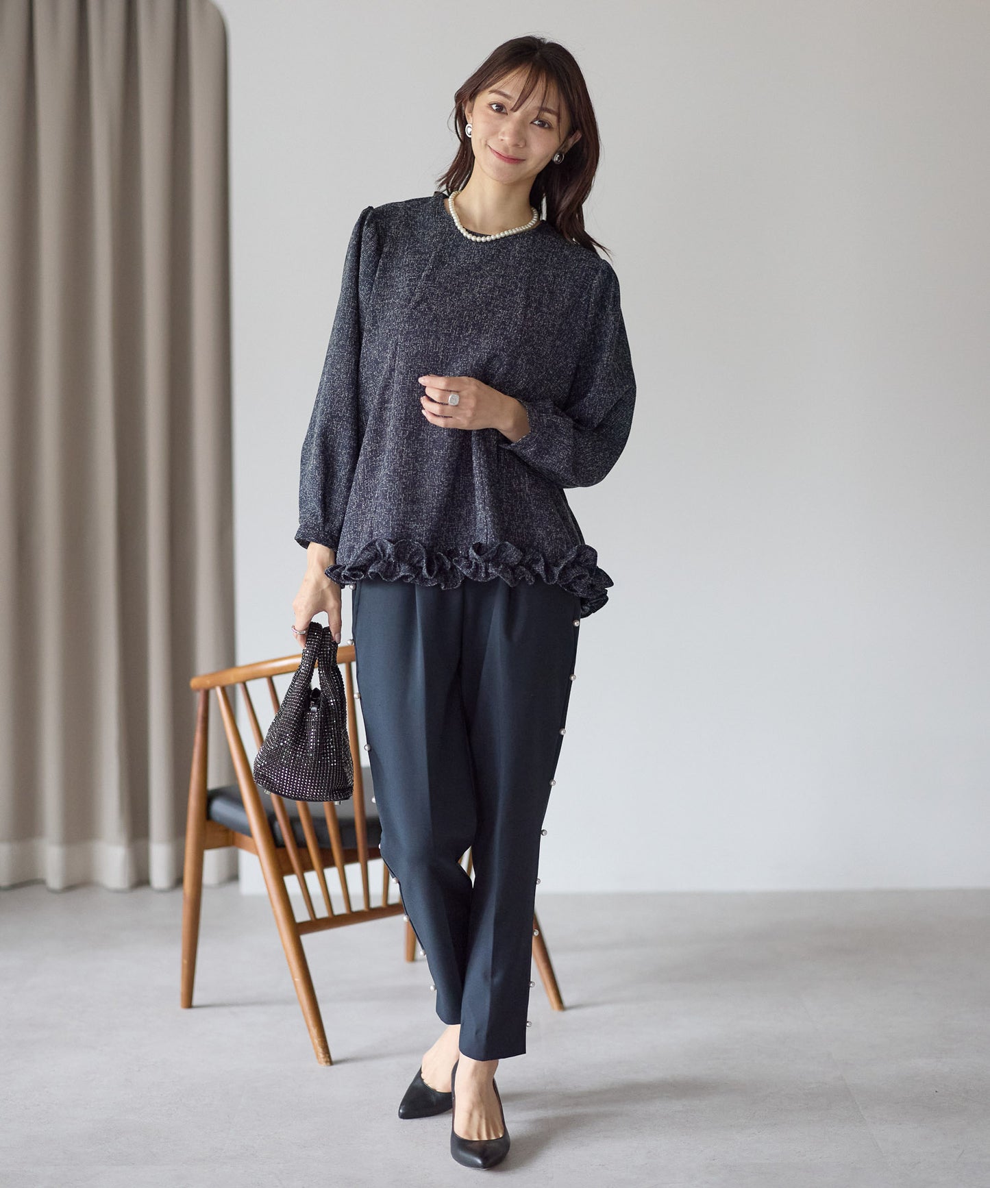 【11月28日(金)13時〜新発売】バックリボンツイードフリルトップス