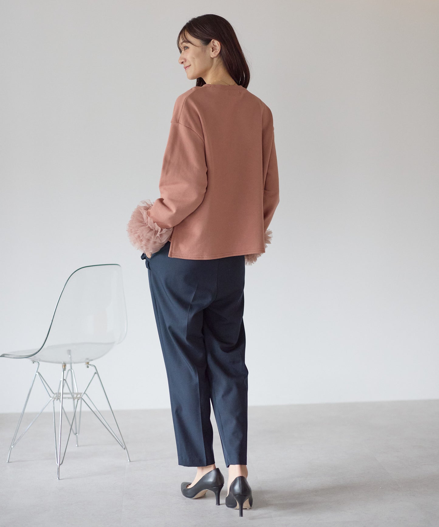 【11月28日(金)13時〜新発売】袖チュールフリルスウェットトップス