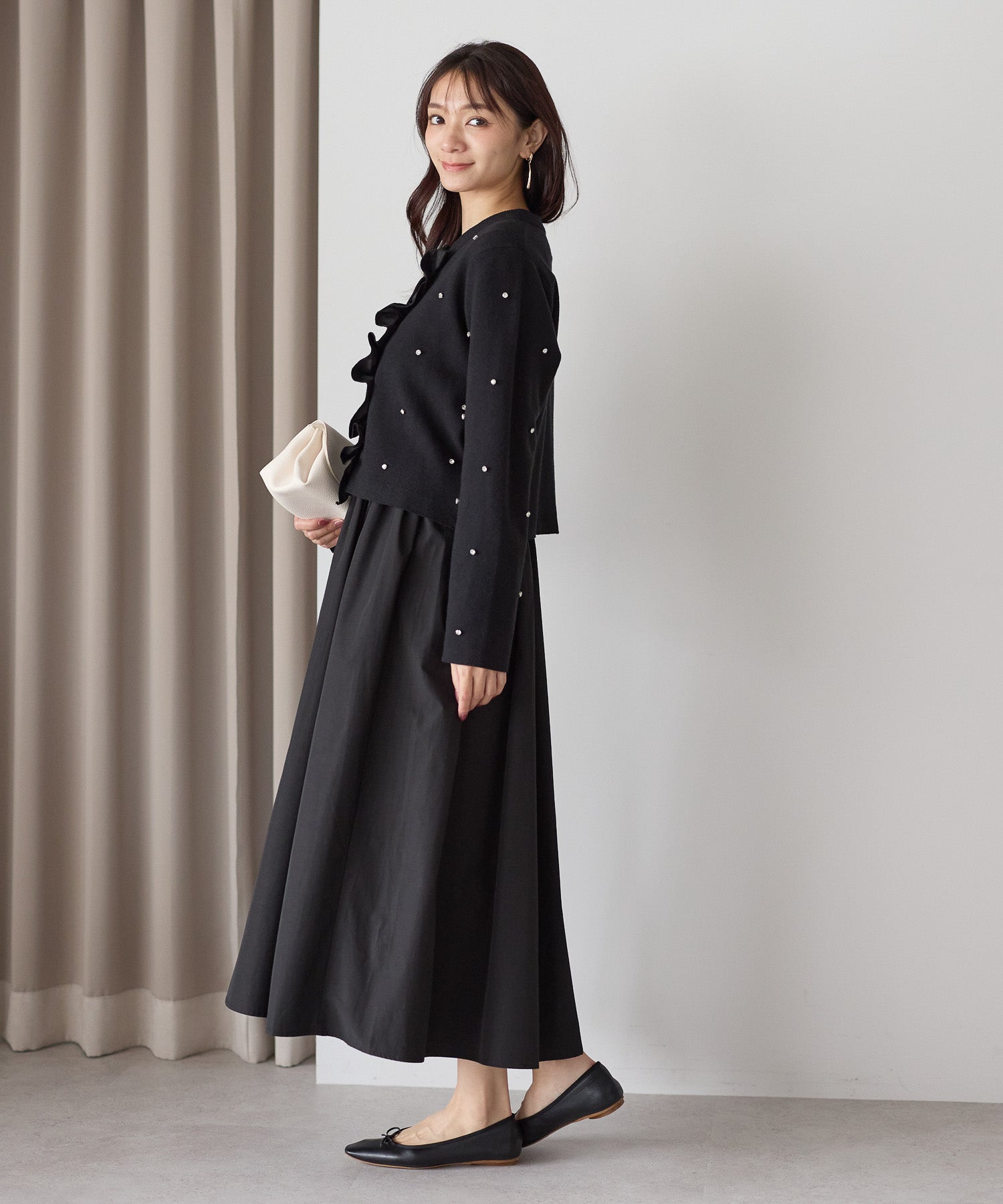 11月9日(日)20時〜新発売】タフタフレアスリーブワンピース – Neige