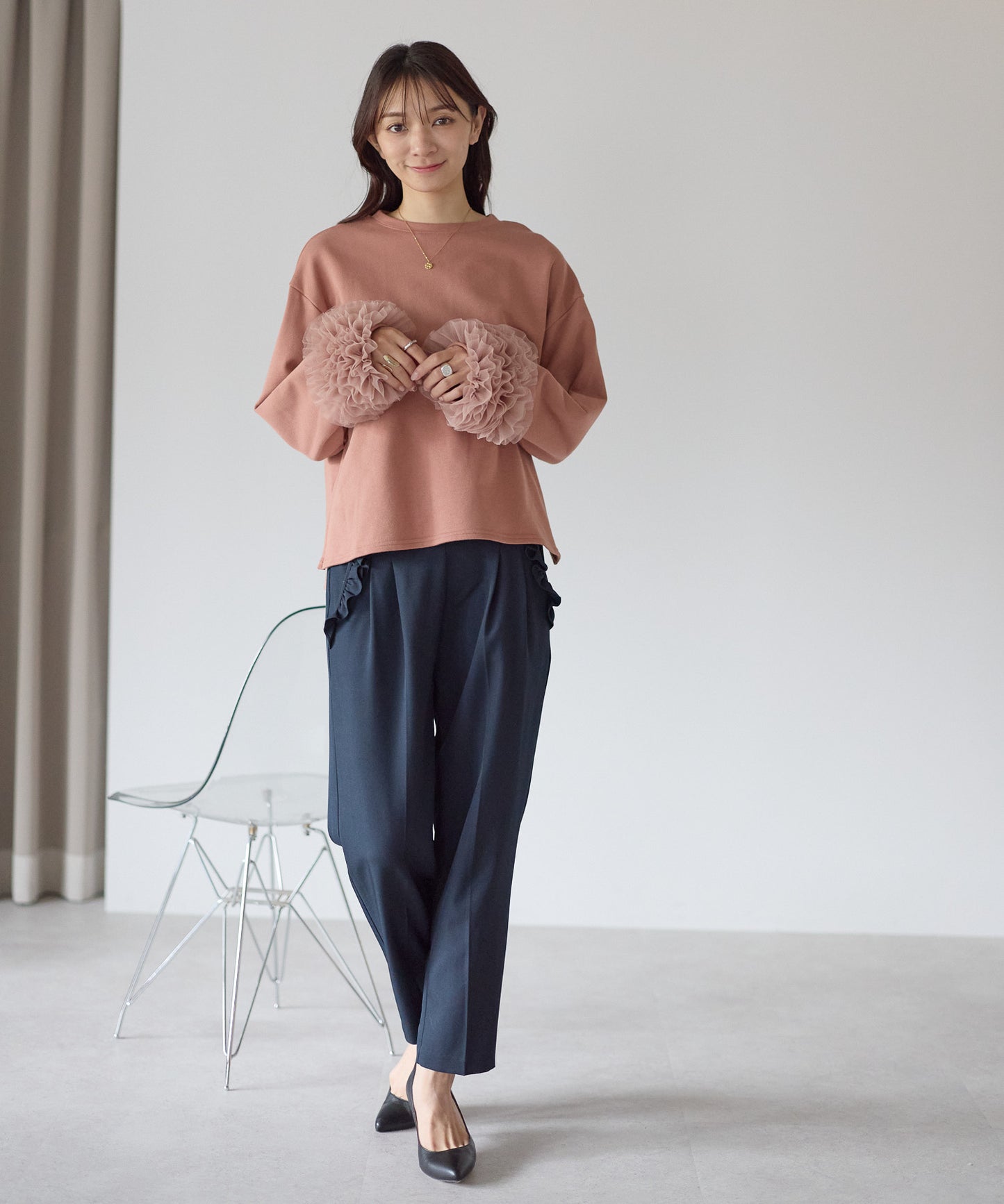 【11月28日(金)13時〜新発売】袖チュールフリルスウェットトップス