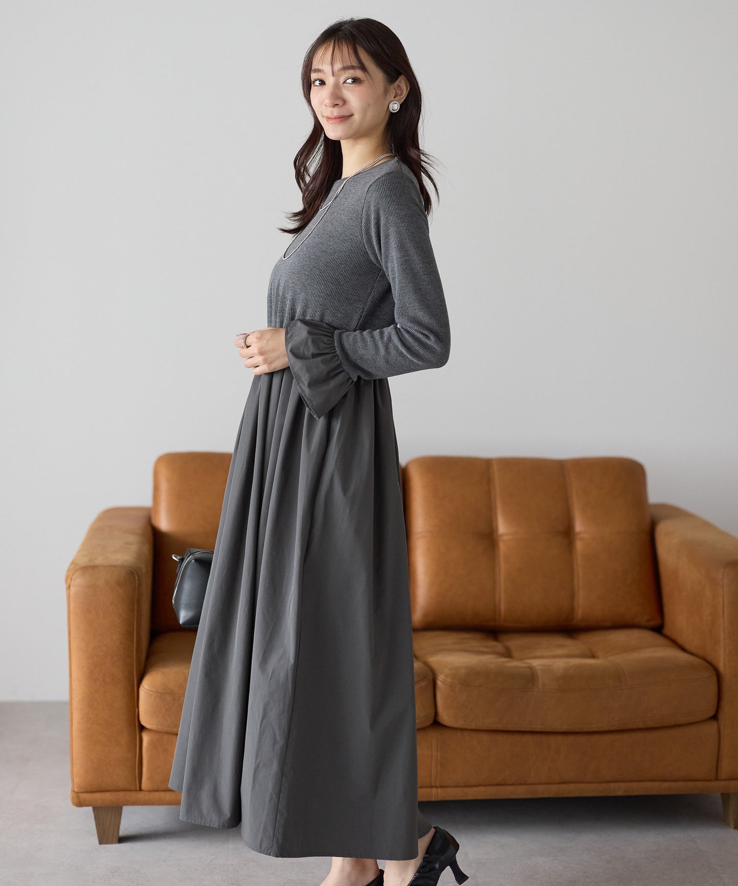 【11月9日(日)20時〜新発売】タフタフレアスリーブワンピース