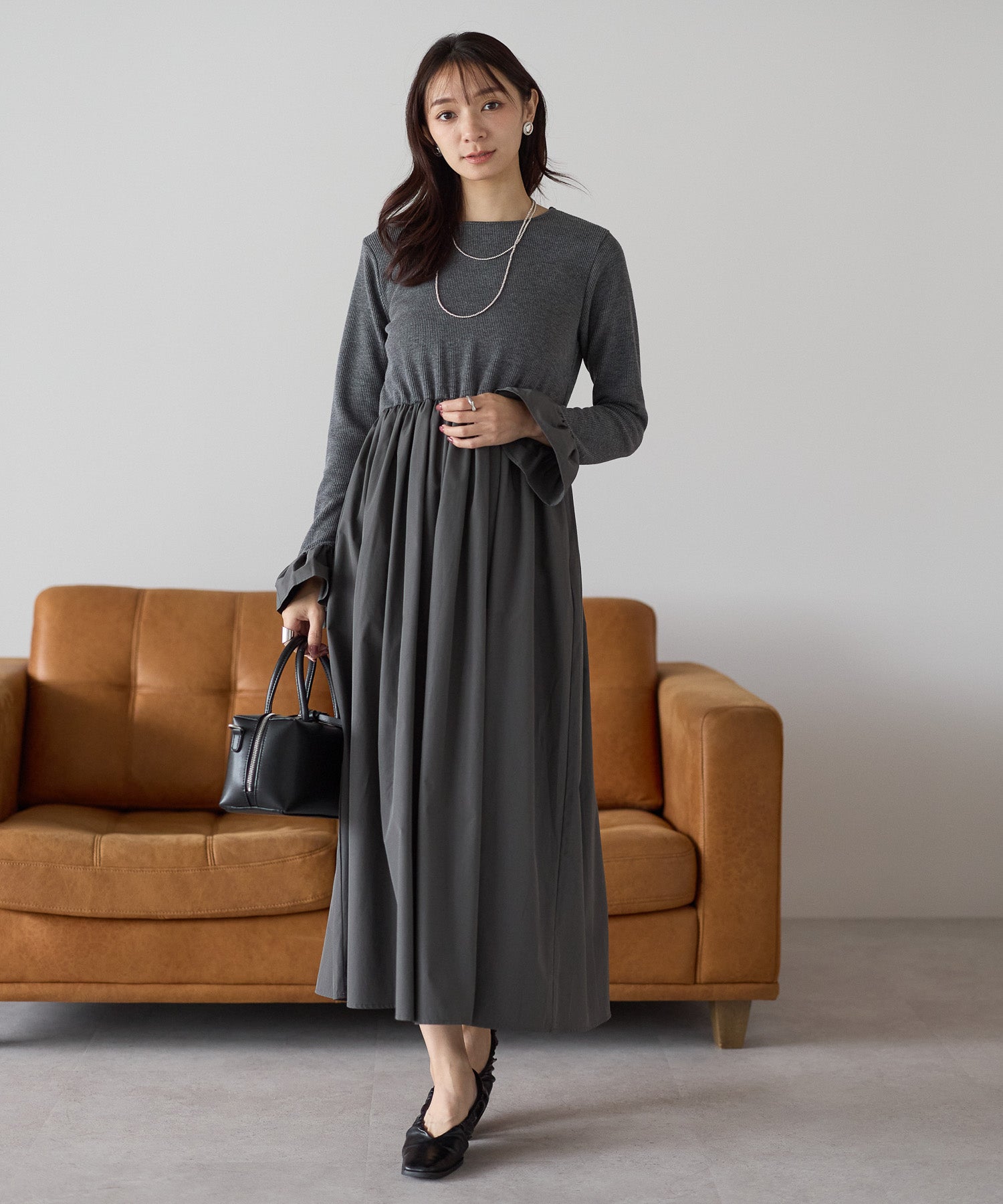 11月9日(日)20時〜新発売】タフタフレアスリーブワンピース – Neige