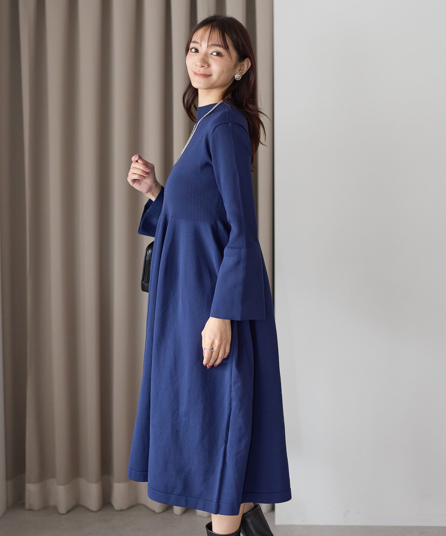 【11月9日(日)20時〜新発売】フレアスリーブダイバーニットワンピース