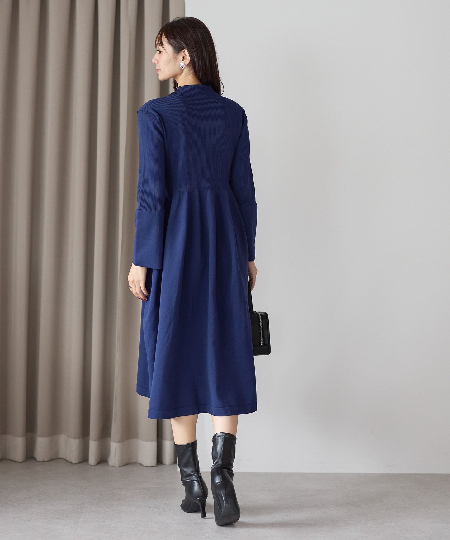 【11月9日(日)20時〜新発売】フレアスリーブダイバーニットワンピース