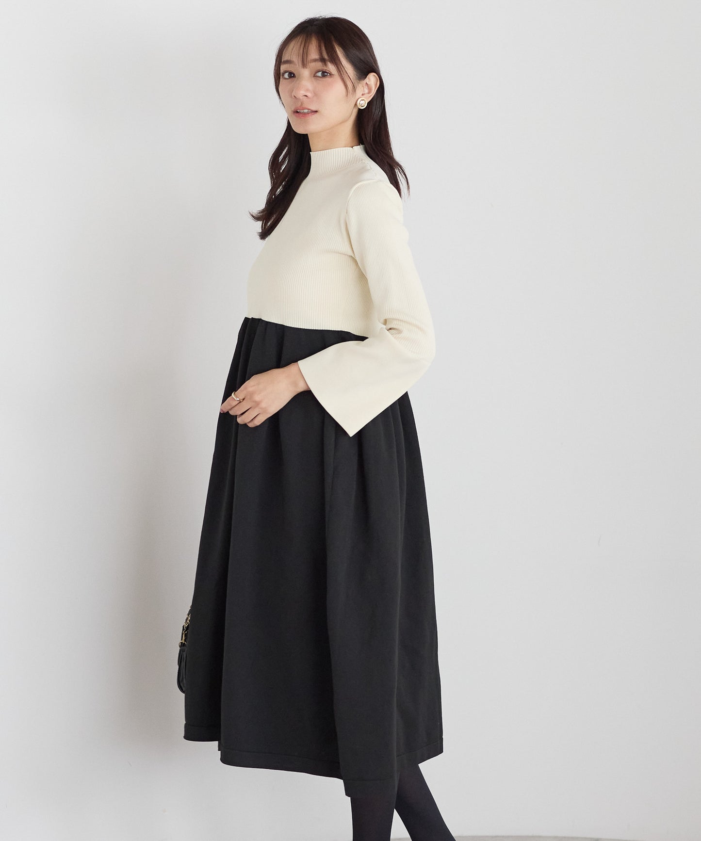 【11月9日(日)20時〜新発売】フレアスリーブダイバーニットワンピース