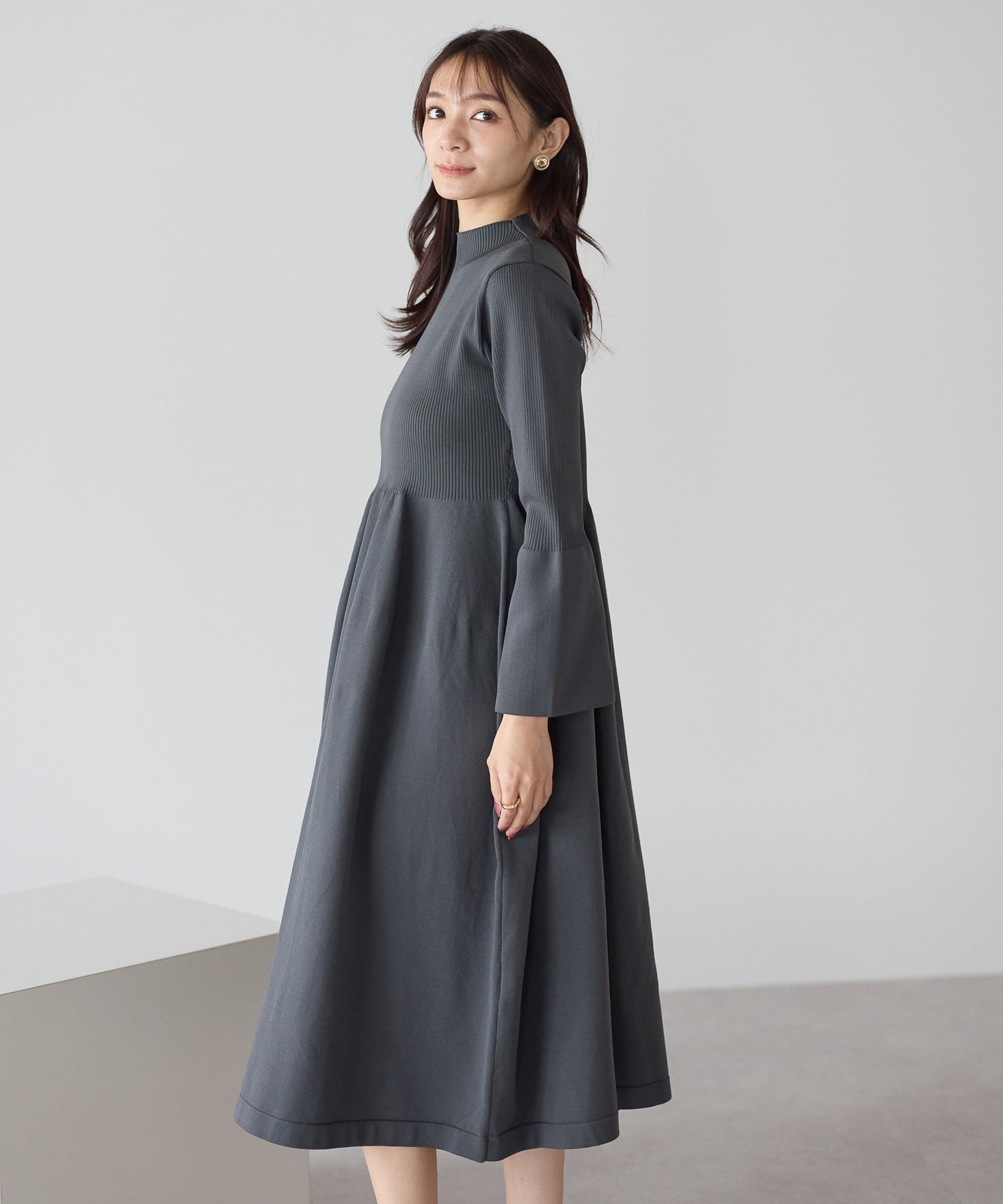 【11月9日(日)20時〜新発売】フレアスリーブダイバーニットワンピース