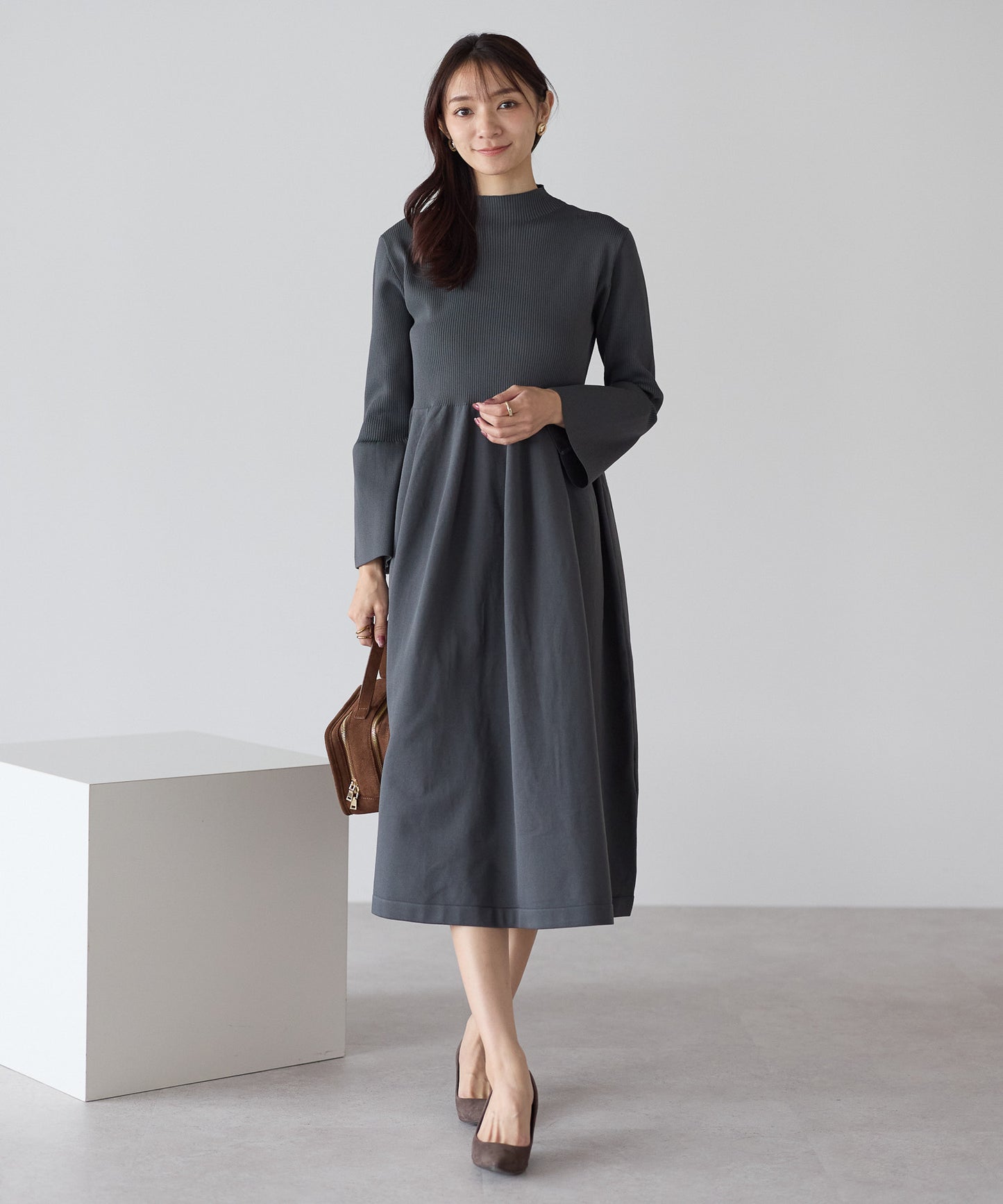 【11月9日(日)20時〜新発売】フレアスリーブダイバーニットワンピース