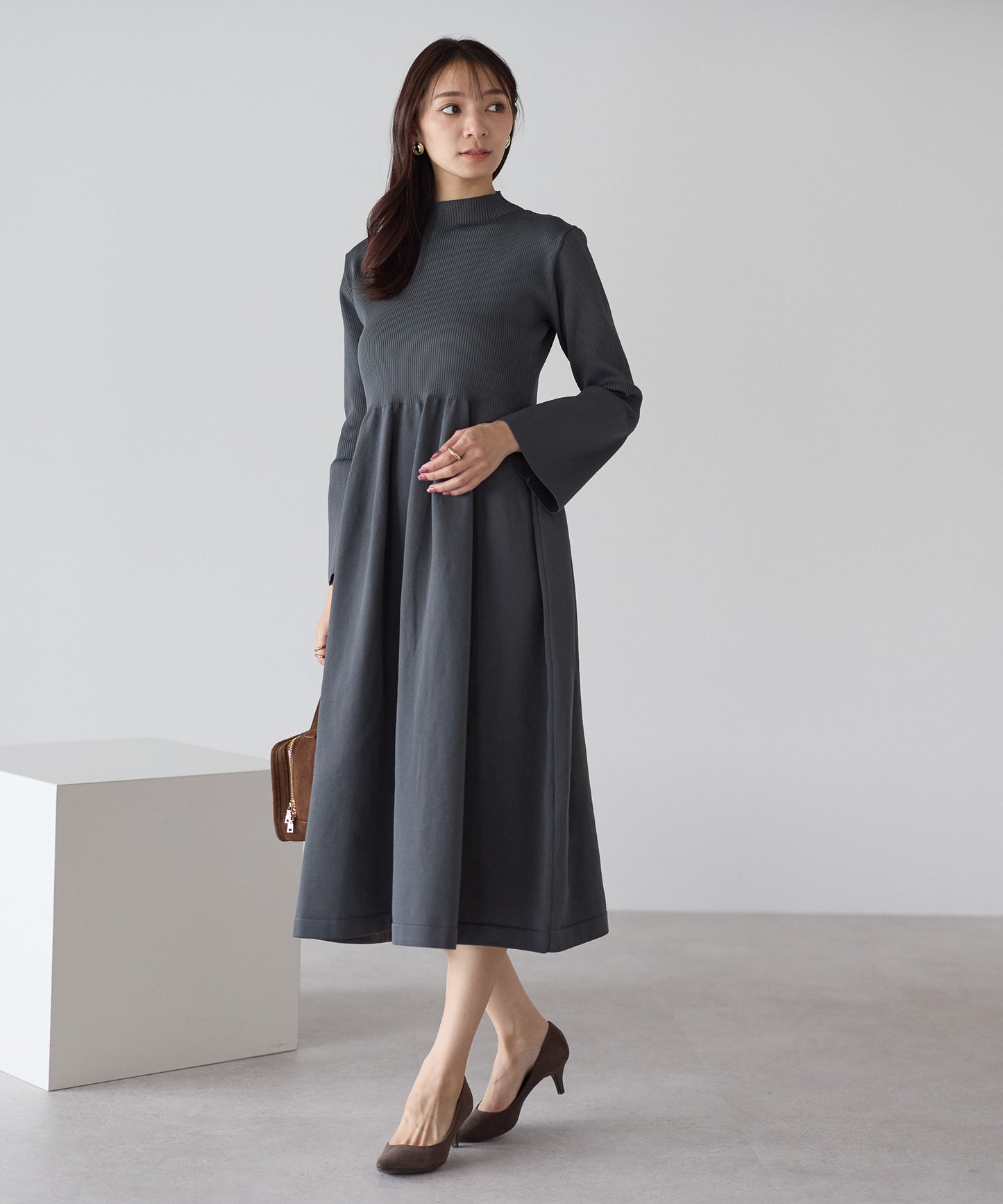 【11月9日(日)20時〜新発売】フレアスリーブダイバーニットワンピース