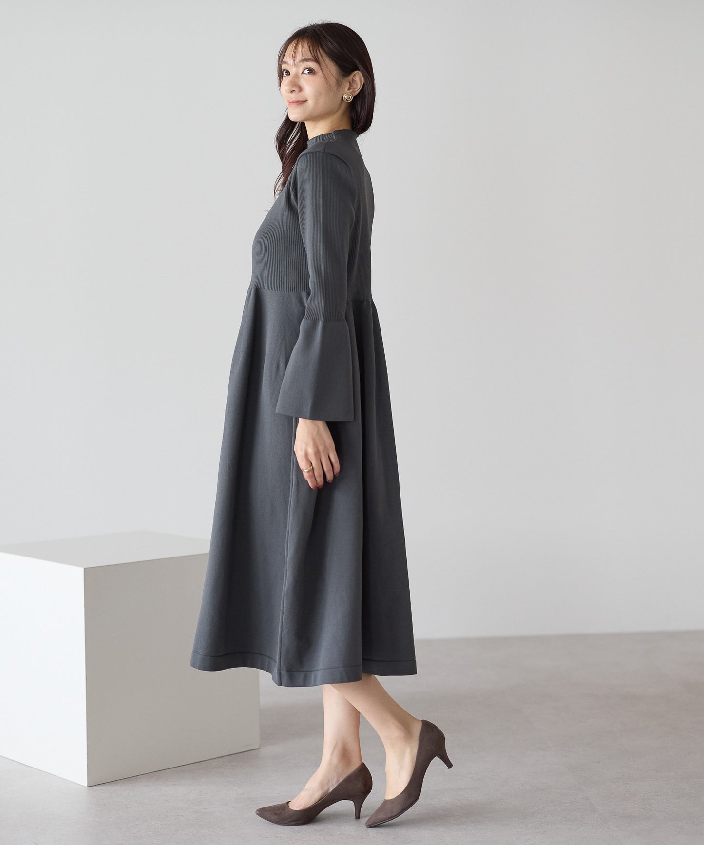 【11月9日(日)20時〜新発売】フレアスリーブダイバーニットワンピース