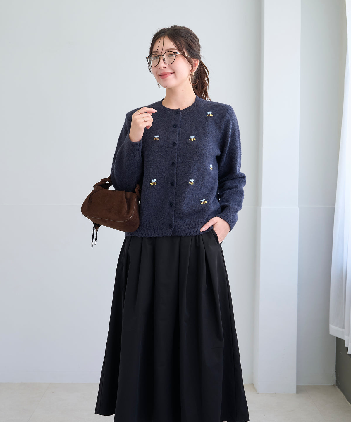 【10月18日(日)20時〜新発売】ミツバチ刺繍ニットカーディガン