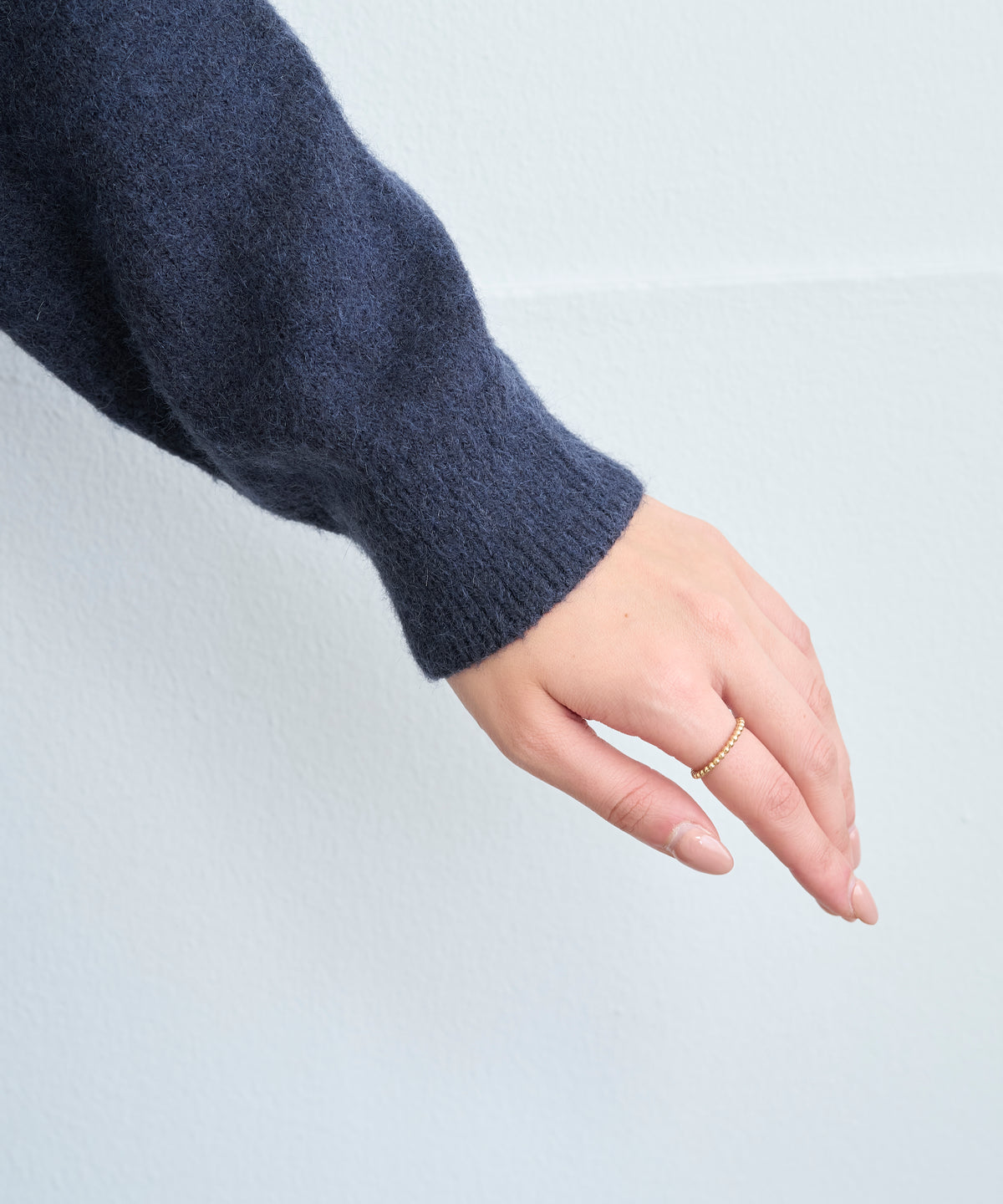 【10月18日(日)20時〜新発売】ミツバチ刺繍ニットカーディガン
