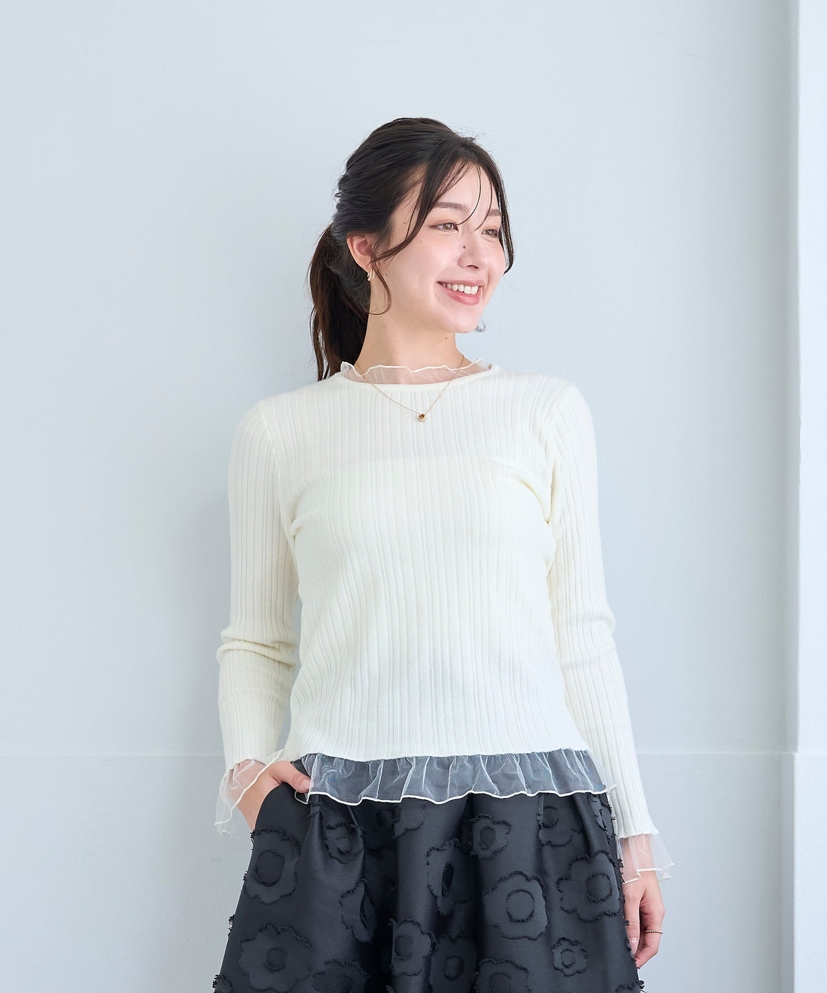 【10月18日(日)20時〜新発売】チュールフリルトリムリブニット