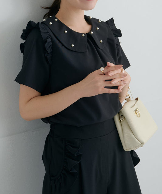 クリオネフリルパール襟ブラウス